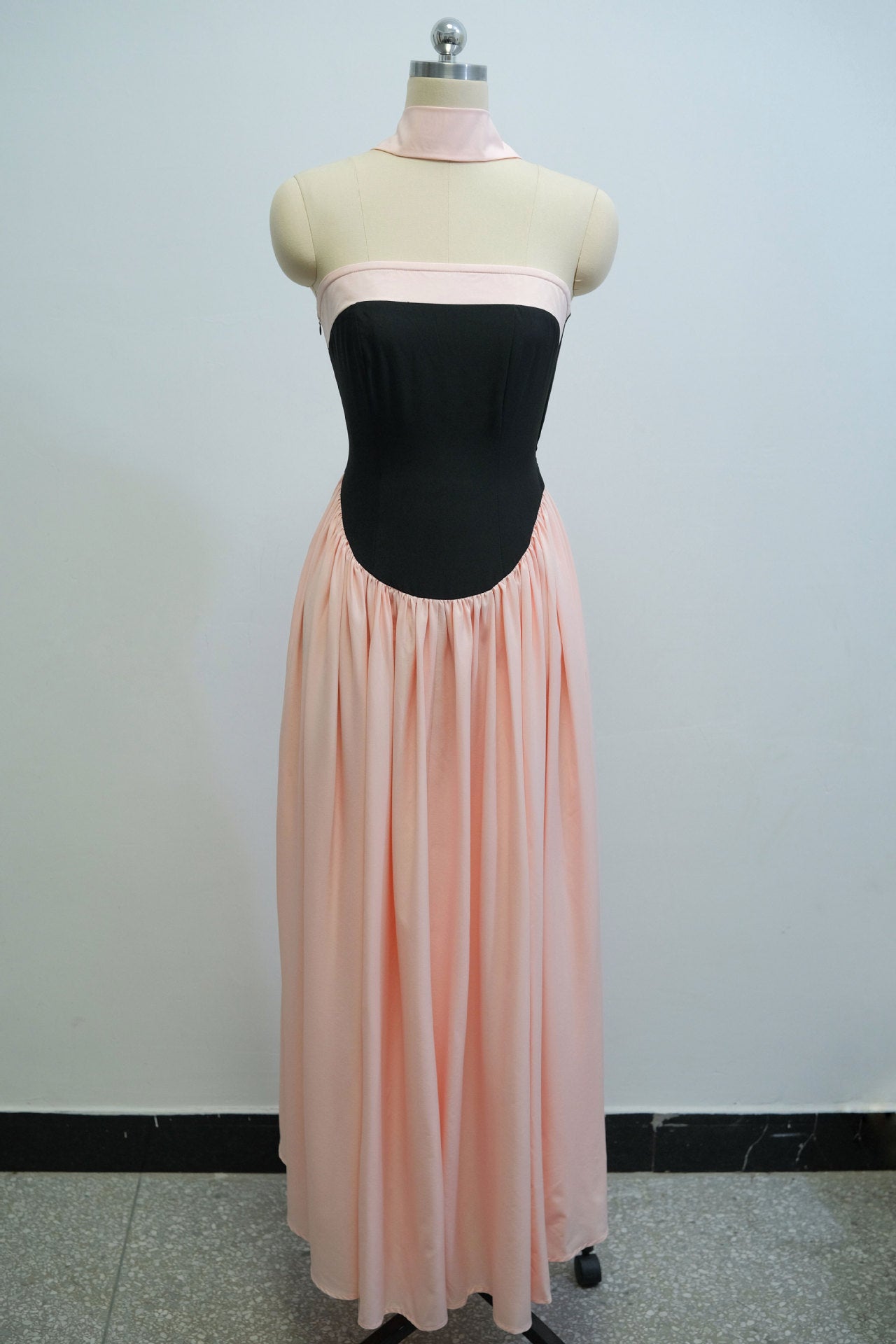 Women Summer Strapless Color Block Pleated Dress 9