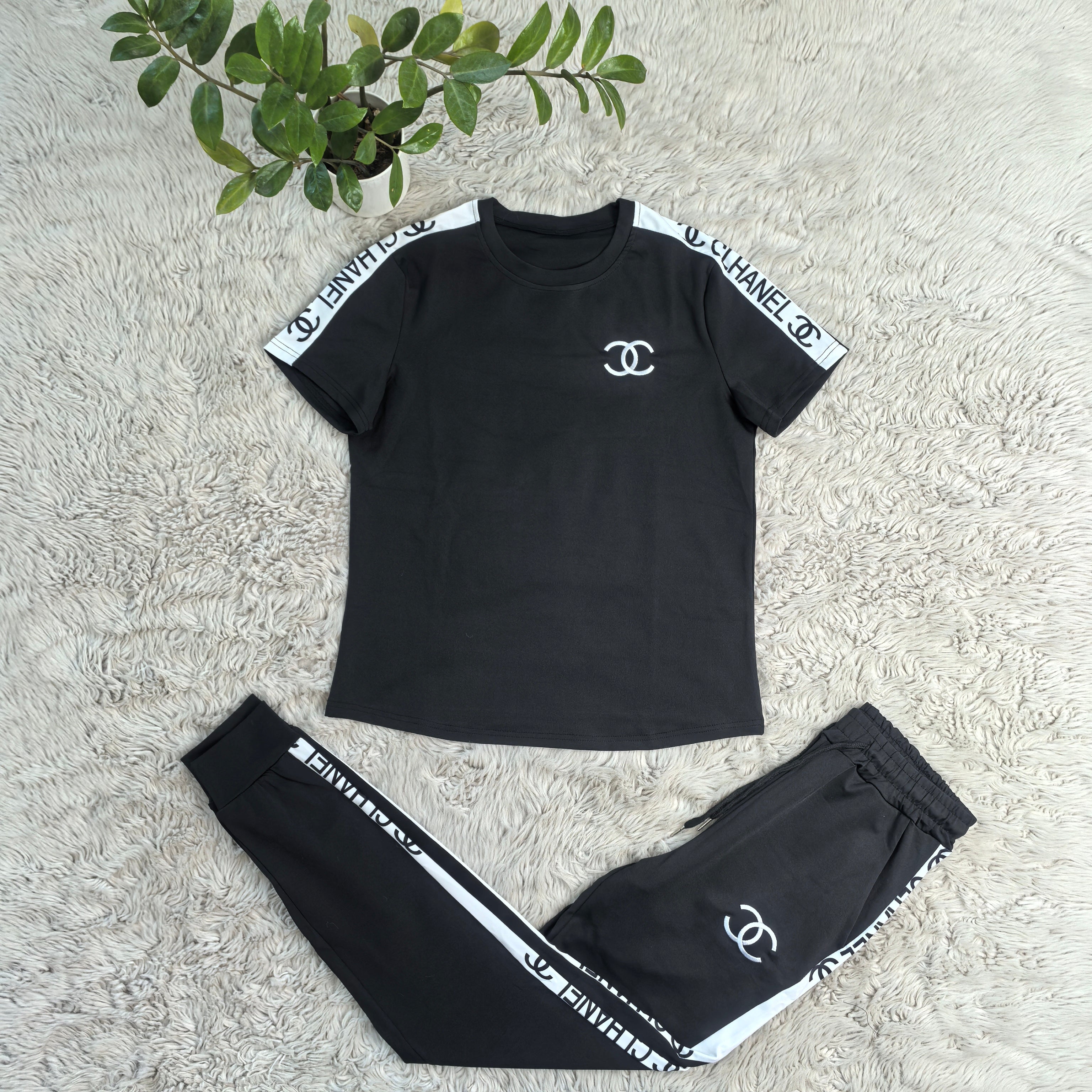 Spring Embroidery Fashion Print Casual Sports Short Sleeve Two-Piece Pants Set 4