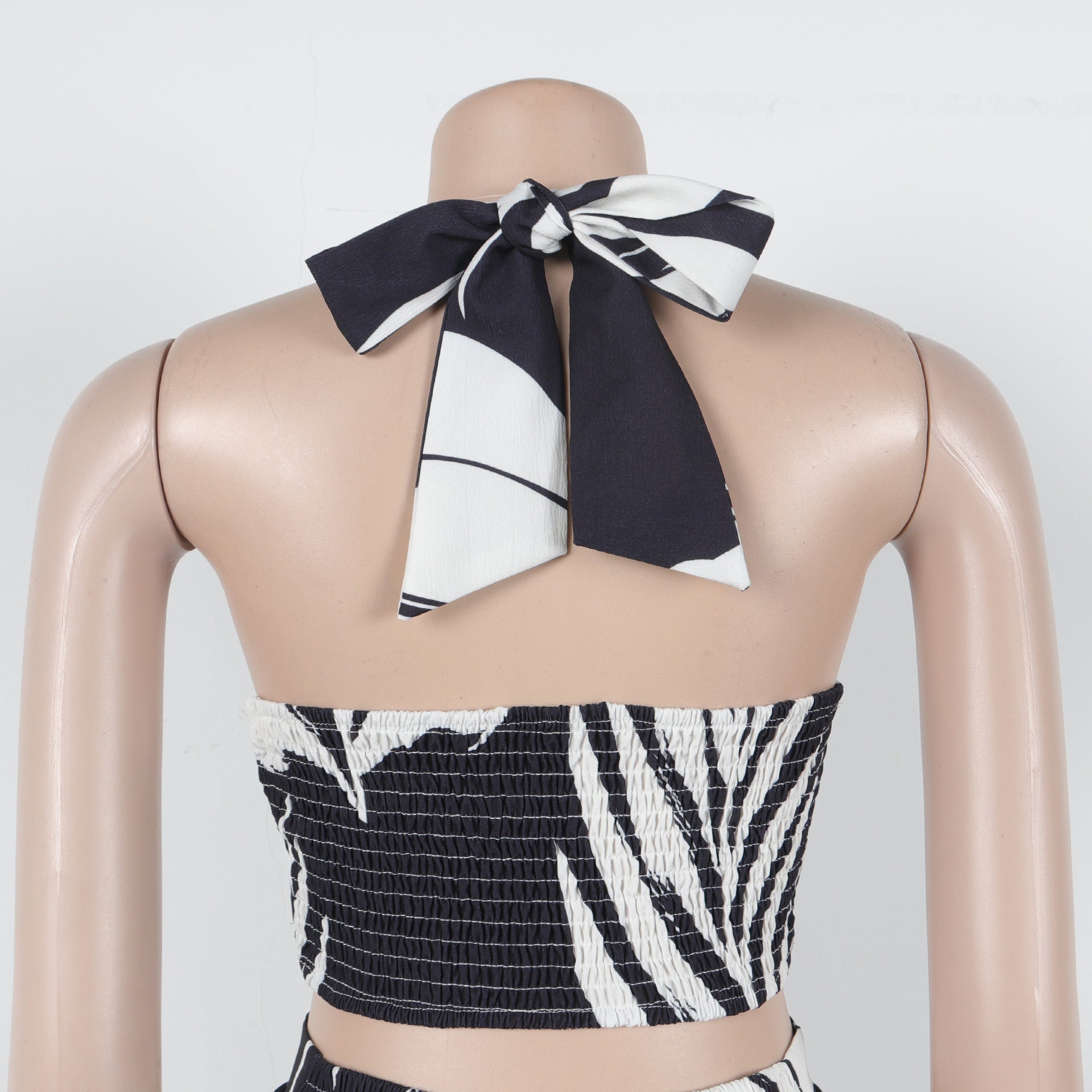 Women Printed Halter Neck Top and Wide-leg Pants Two-piece Set 13