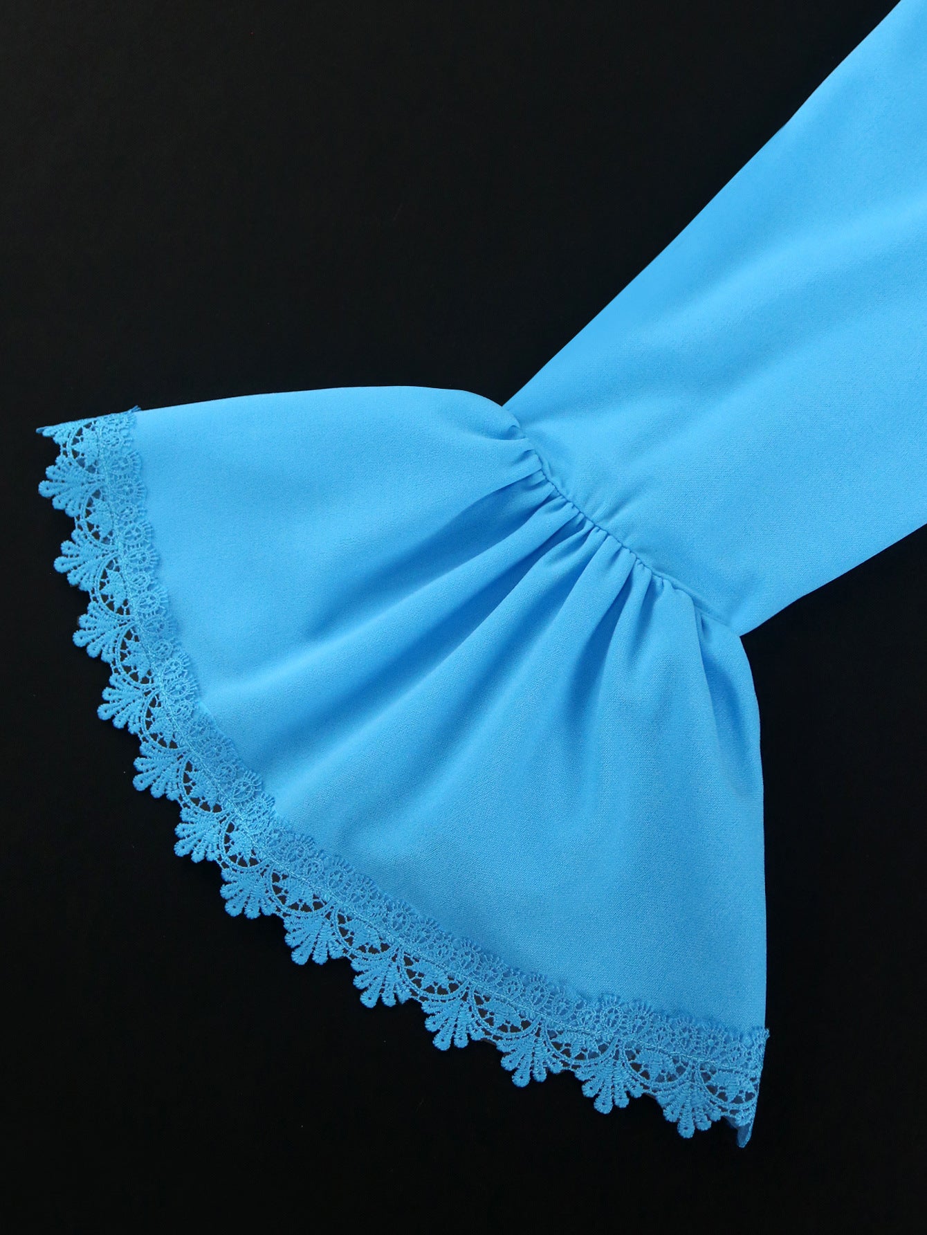 Pure Color Elegant Bell Bottom Sleeve Pleated Party Dress 8