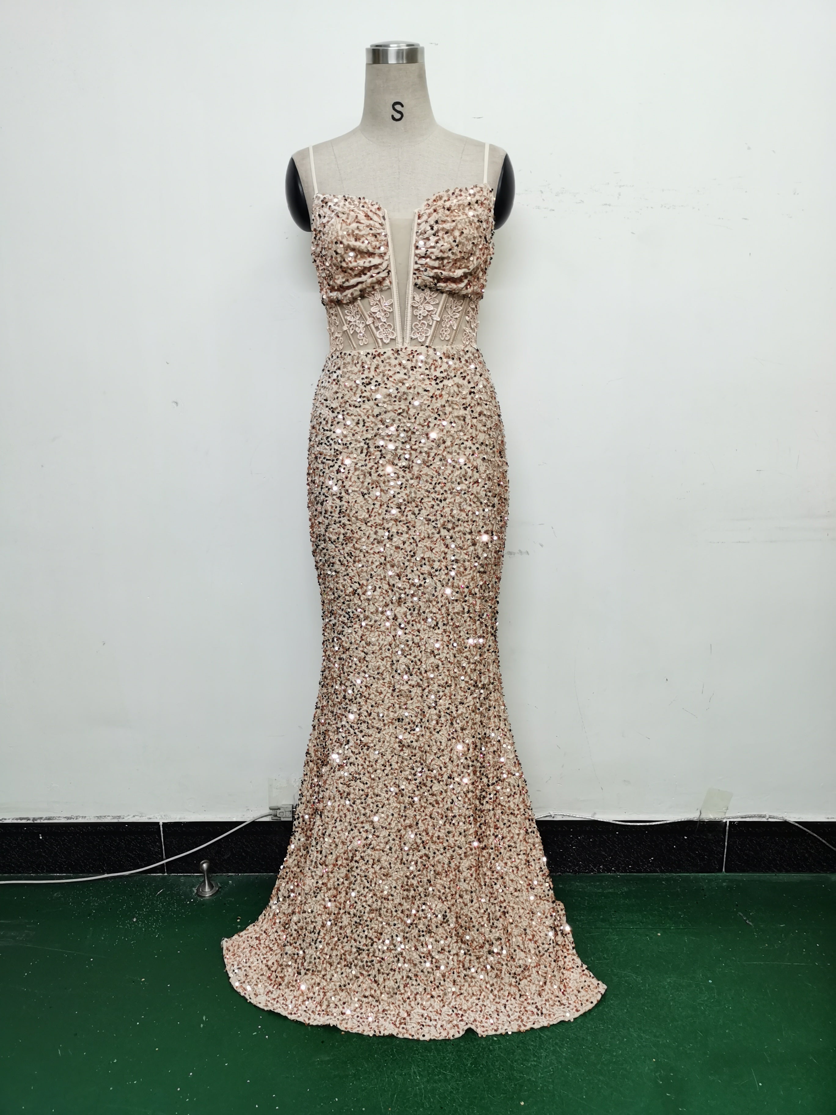 Women Palace Fishbone Vest Beaded Customized Strapless Evening Dress 23