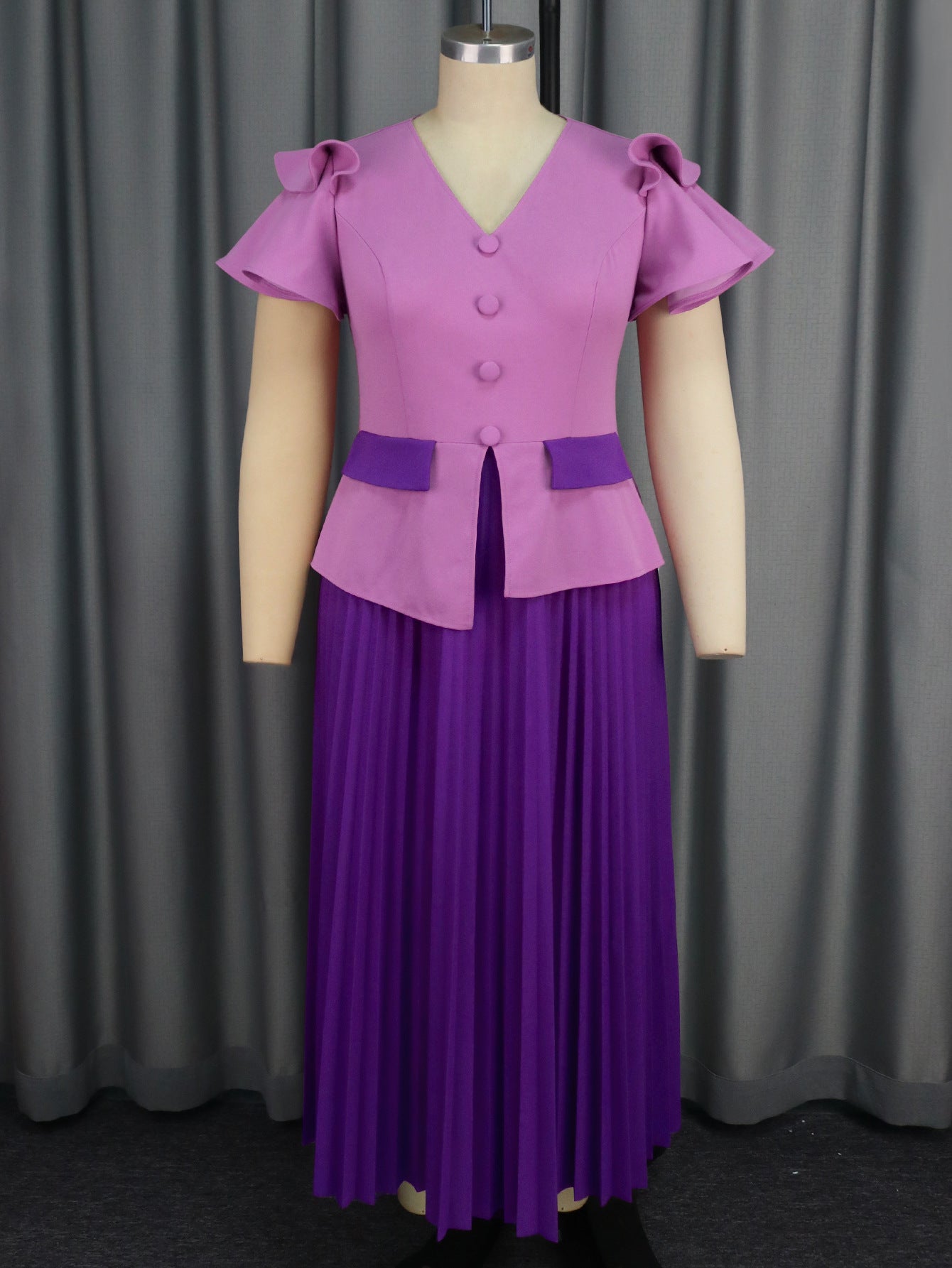 Plus Size Women Elegant Contrast V-Neck Pleated Dress 6