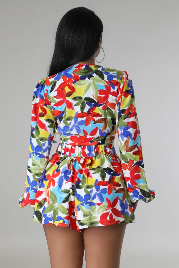 Women Fashion Print Long-Sleeved Tie Top Shorts Two-Piece Set 4