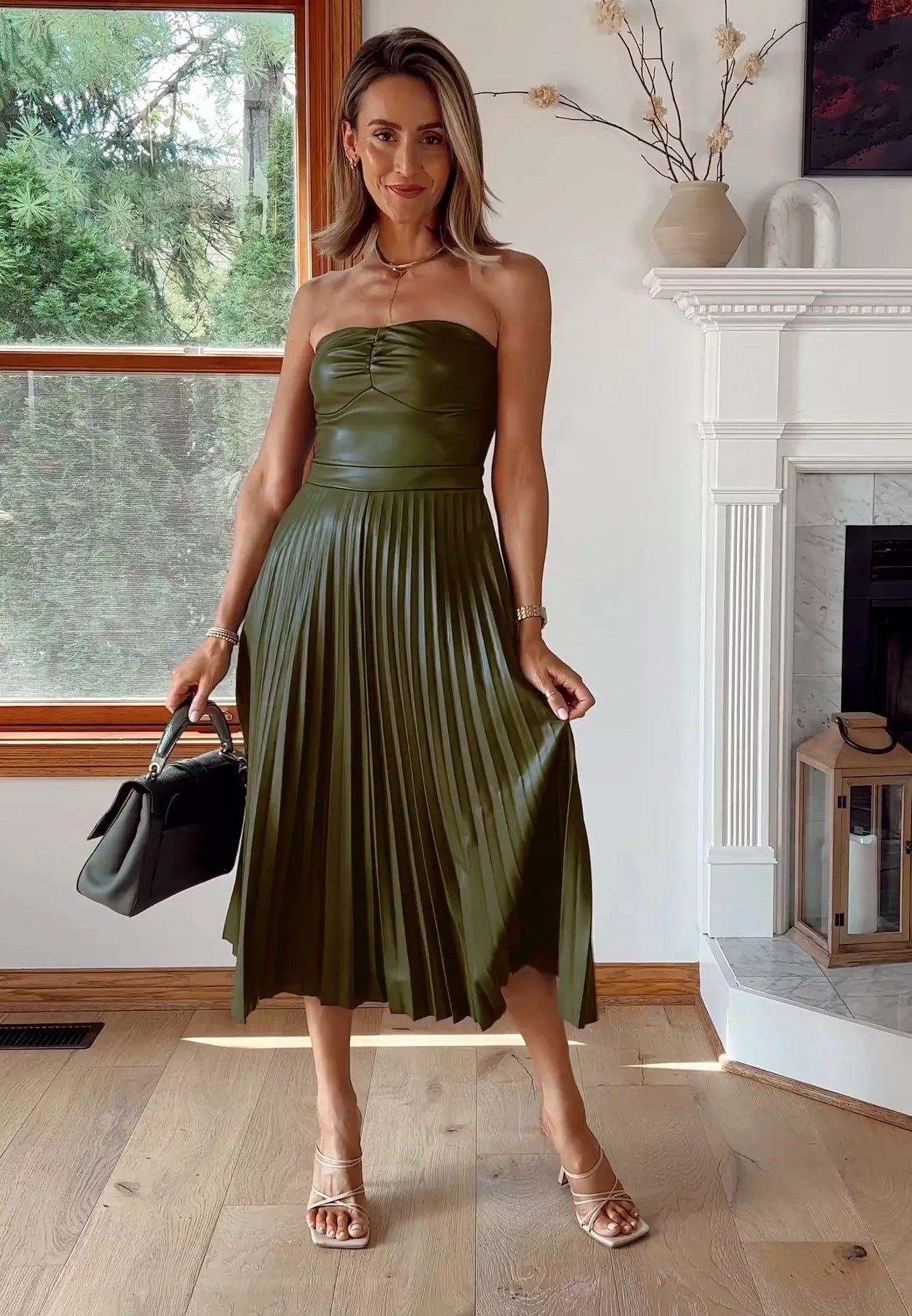 Spring and autumn strapless Casual loose pleated leather dress 4