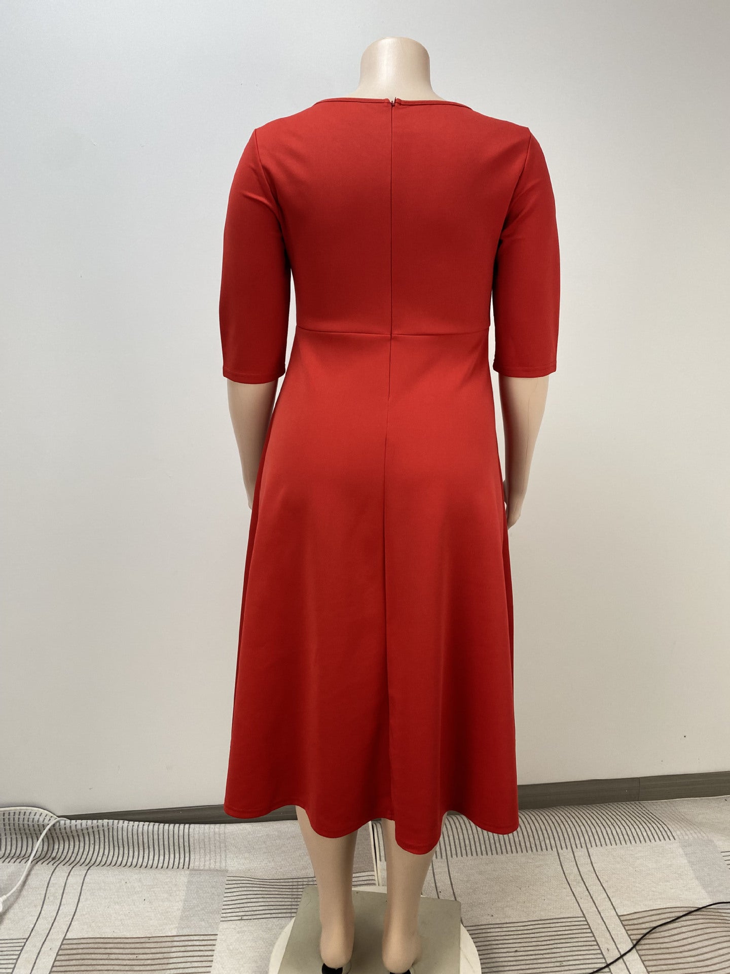 Plus size Women three-quarter sleeve round neck dress 8