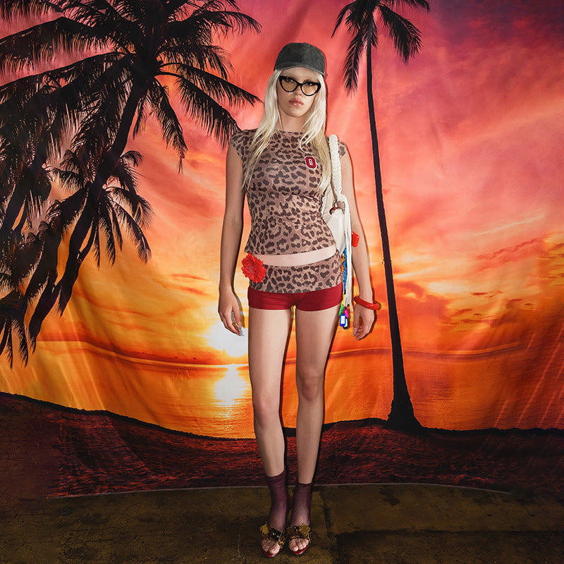 Summer fashion street trend leopard print color matching slim shorts set for women 3