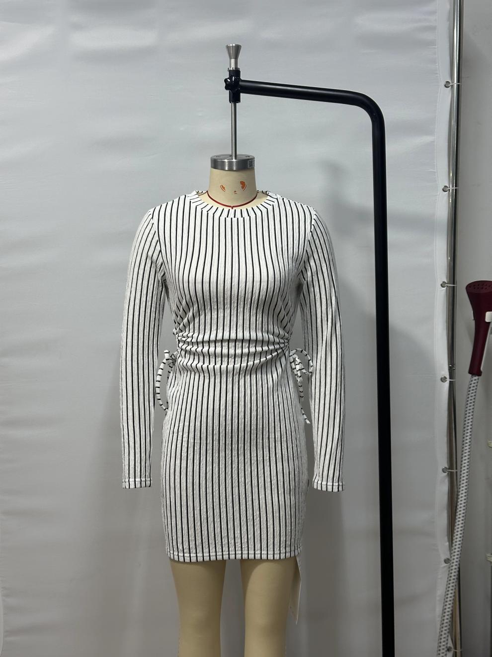Women long-sleeved striped dress 8