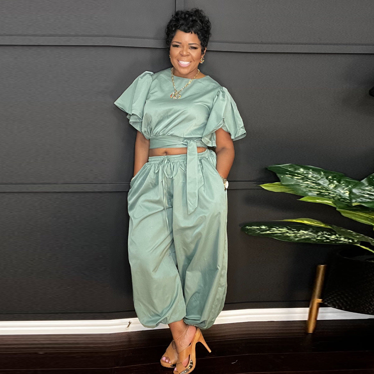 Women Lace-Up Top and Pant two-piece set 4