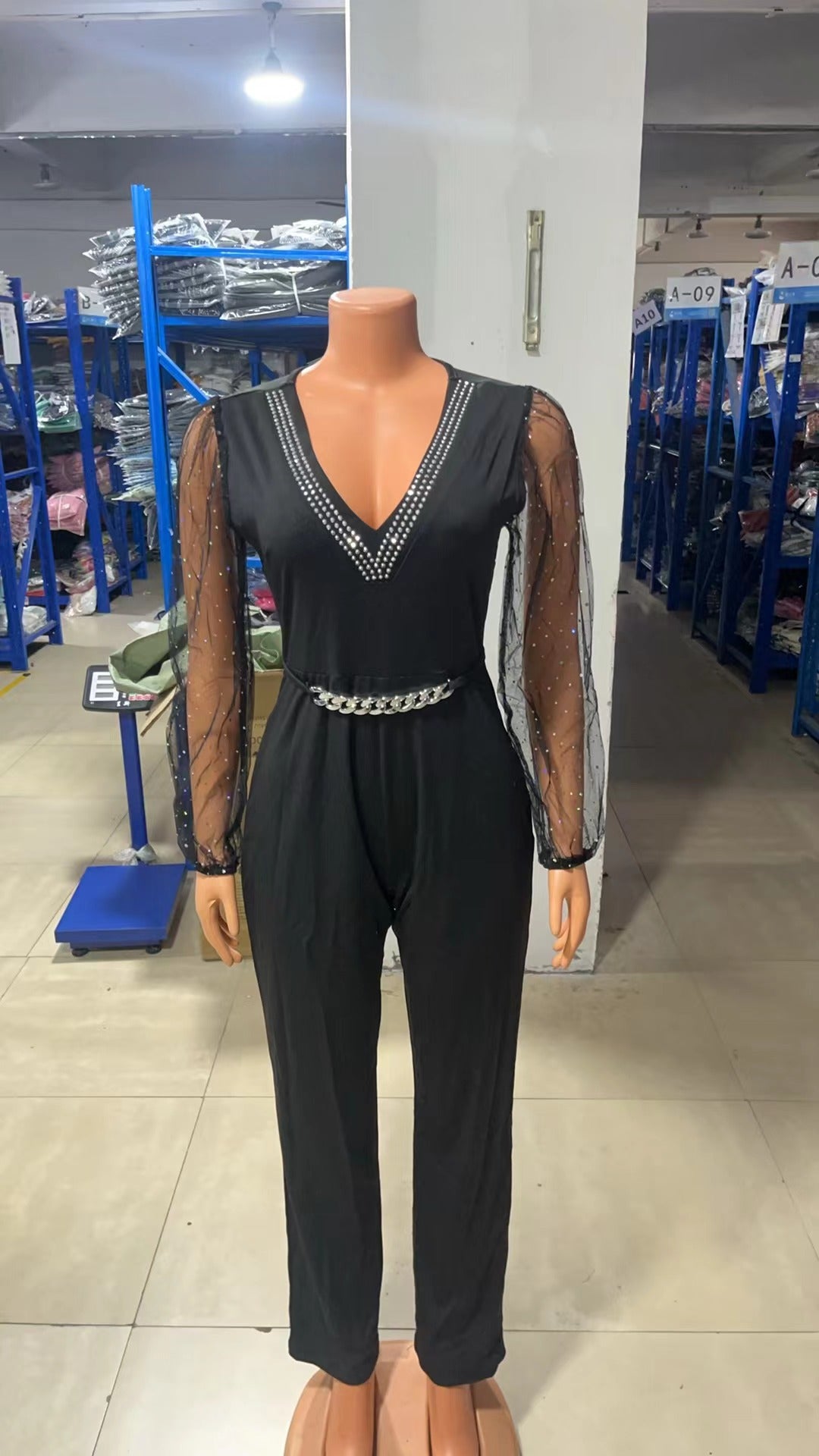 Autumn Women's Solid Color V-Neck Long Sleeve Beaded High Waist Casual Jumpsuit 8