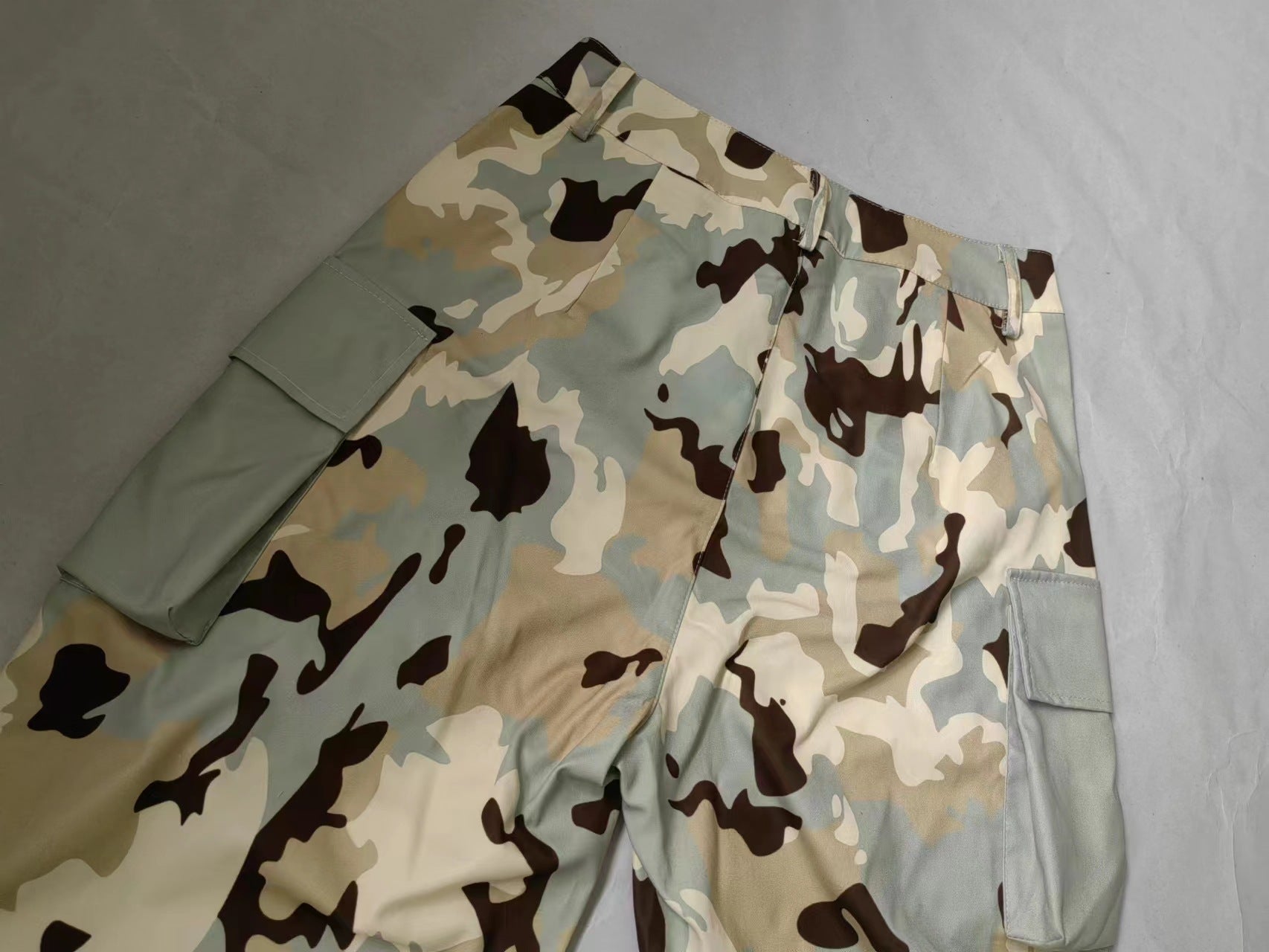 Women's High Waist Loose Straight Camouflage Printed Multi-Pocket Fashion Streetwear Cargo Pants 16