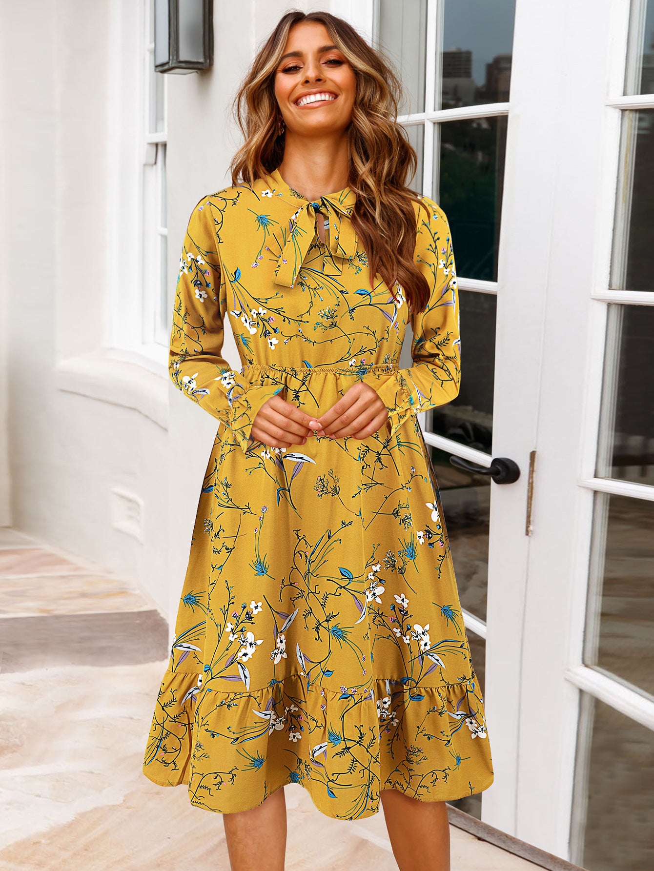 Spring Women's Slim Waist Bell Bottom Long Sleeve Ruffle Floral Dress 3