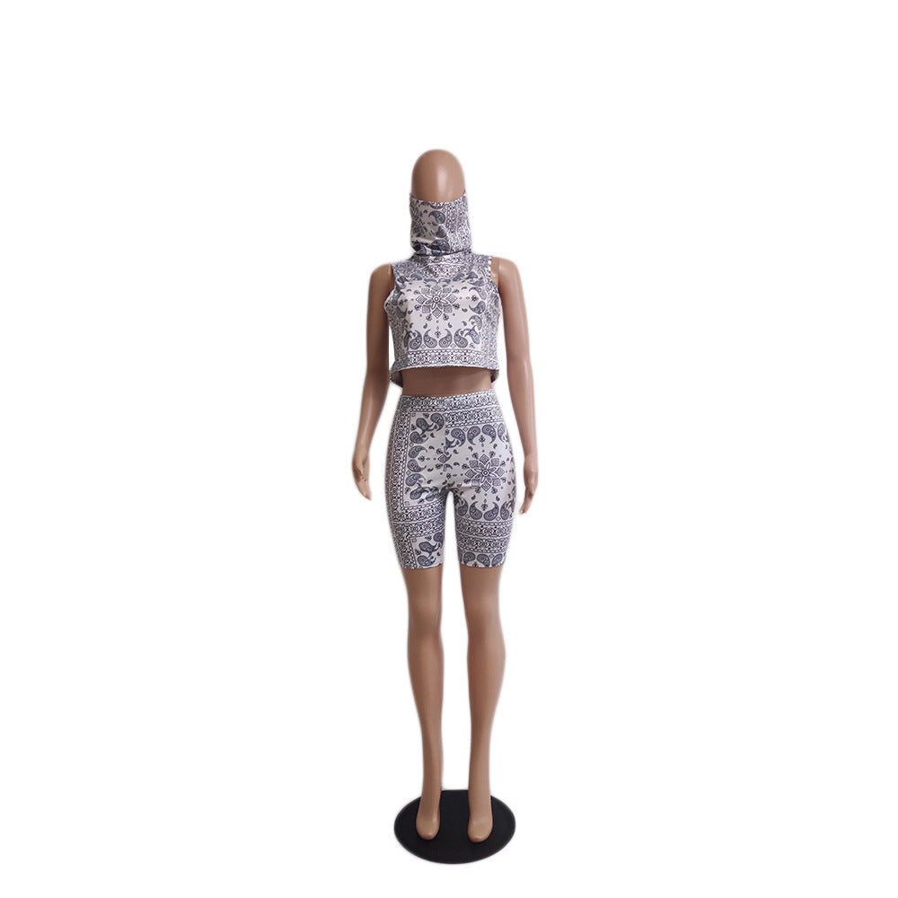 Women Printed Top and Printed Shorts Two-piece Set with Mask 5