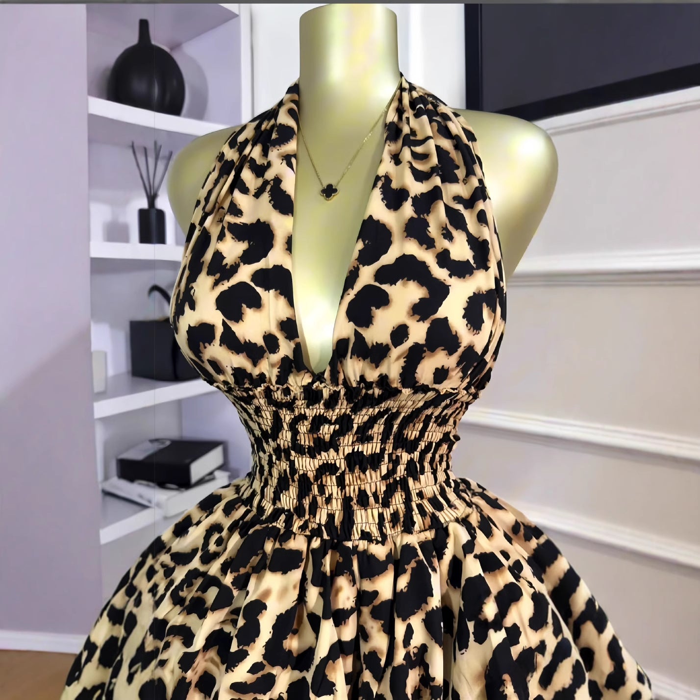 Women Summer Sleeveless Halter Neck Leopard Pleated Puffy Mini Dress 3