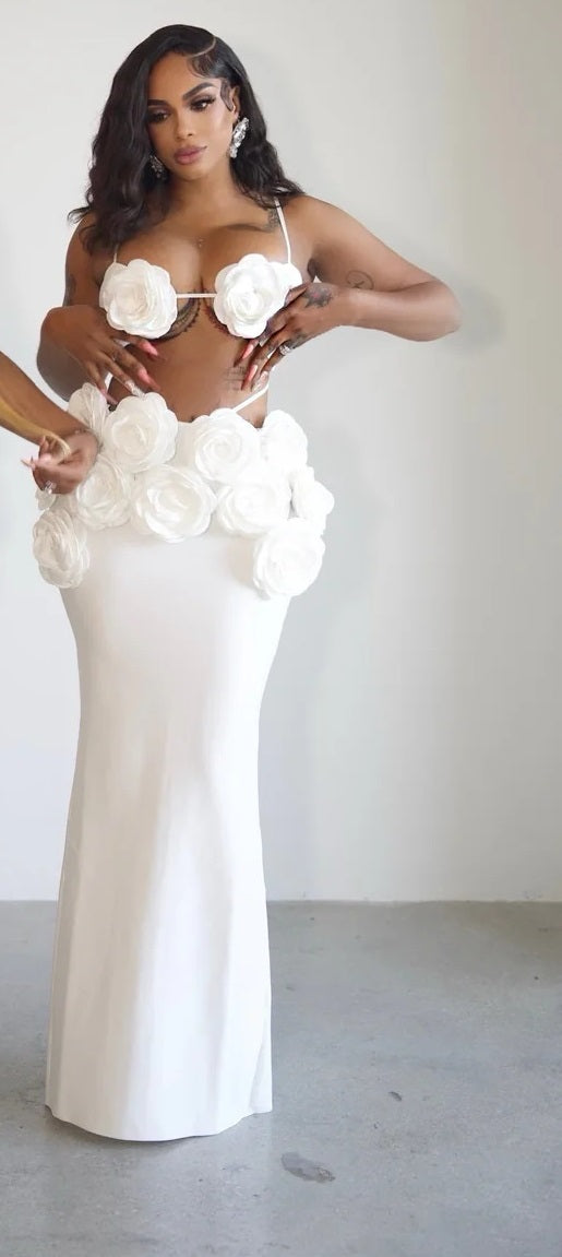 Floral Bustier Top & Long Skirt Beach Party Outfit 4