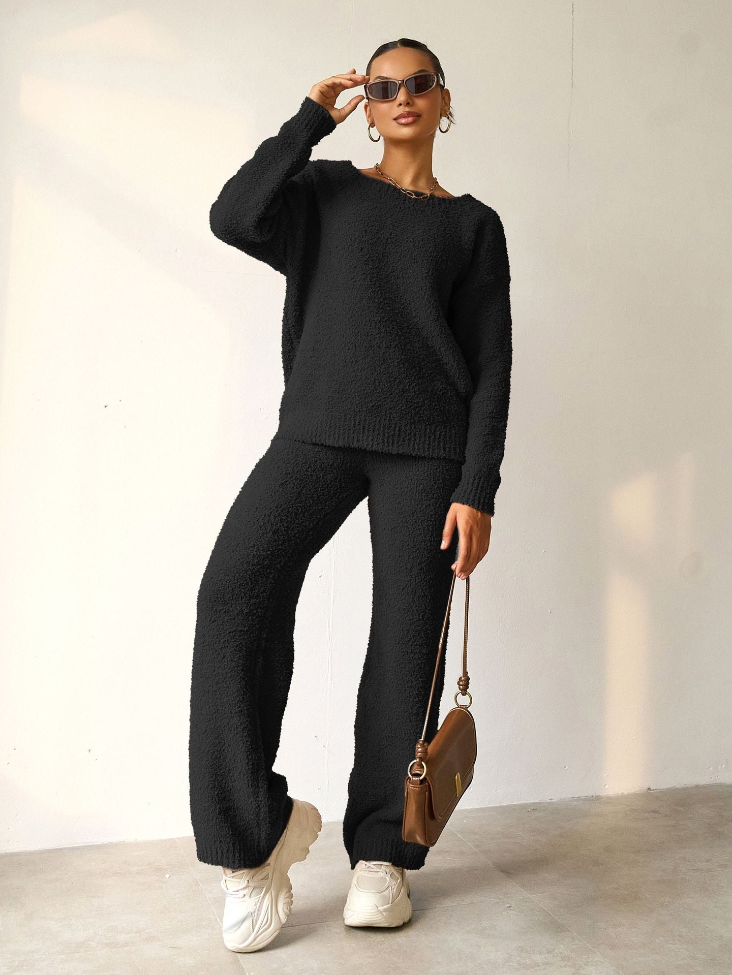 Autumn Winter Solid Color Women's Round Neck Long Sleeve Fleece Top Trousers Two Piece Set 4