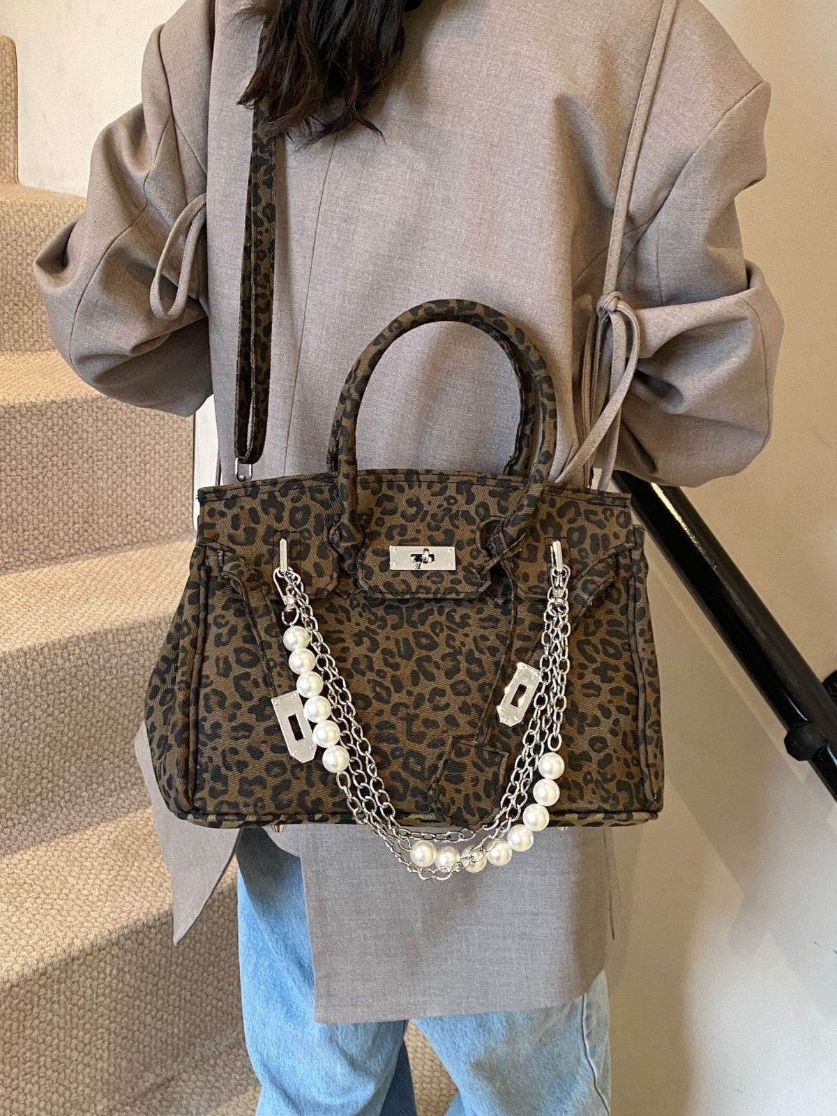 Women French leopard platinum handbag pearl chain shoulder messenger bag 5