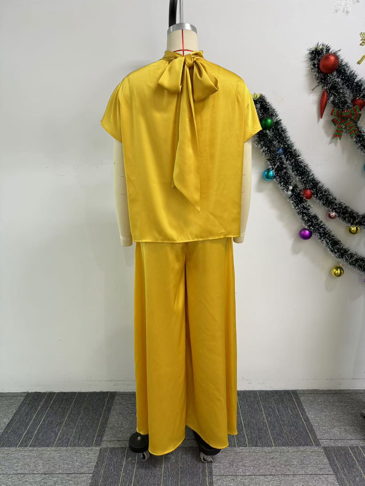 Satin Lace-Up Flying Sleeve Top Wide-Leg Pants Two-Piece Set 10