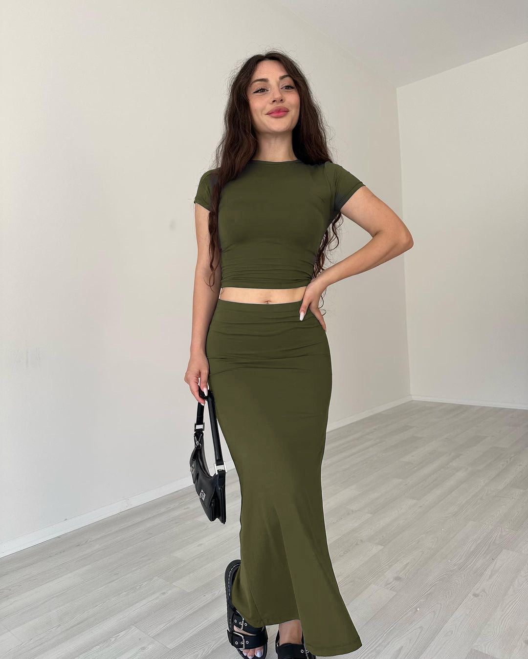 Summer Women's Fashion Casual Solid Color Round Neck Short Sleeve Top Long Skirt Set 4