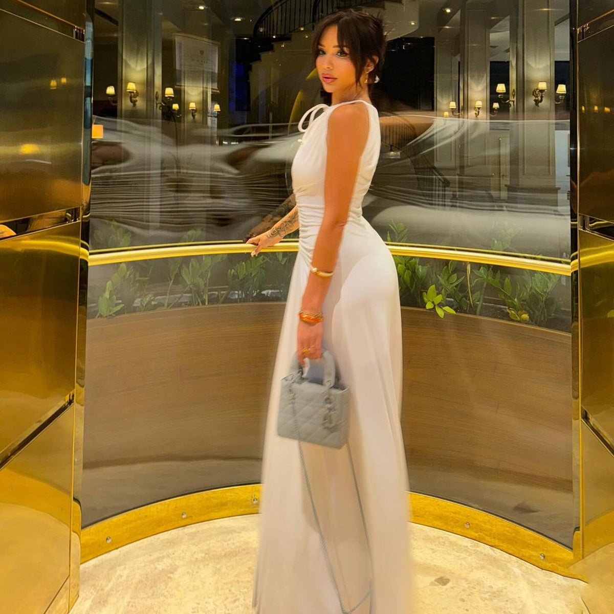 Women solid sexy sleeveless Halter Neck lace pleated dress 4