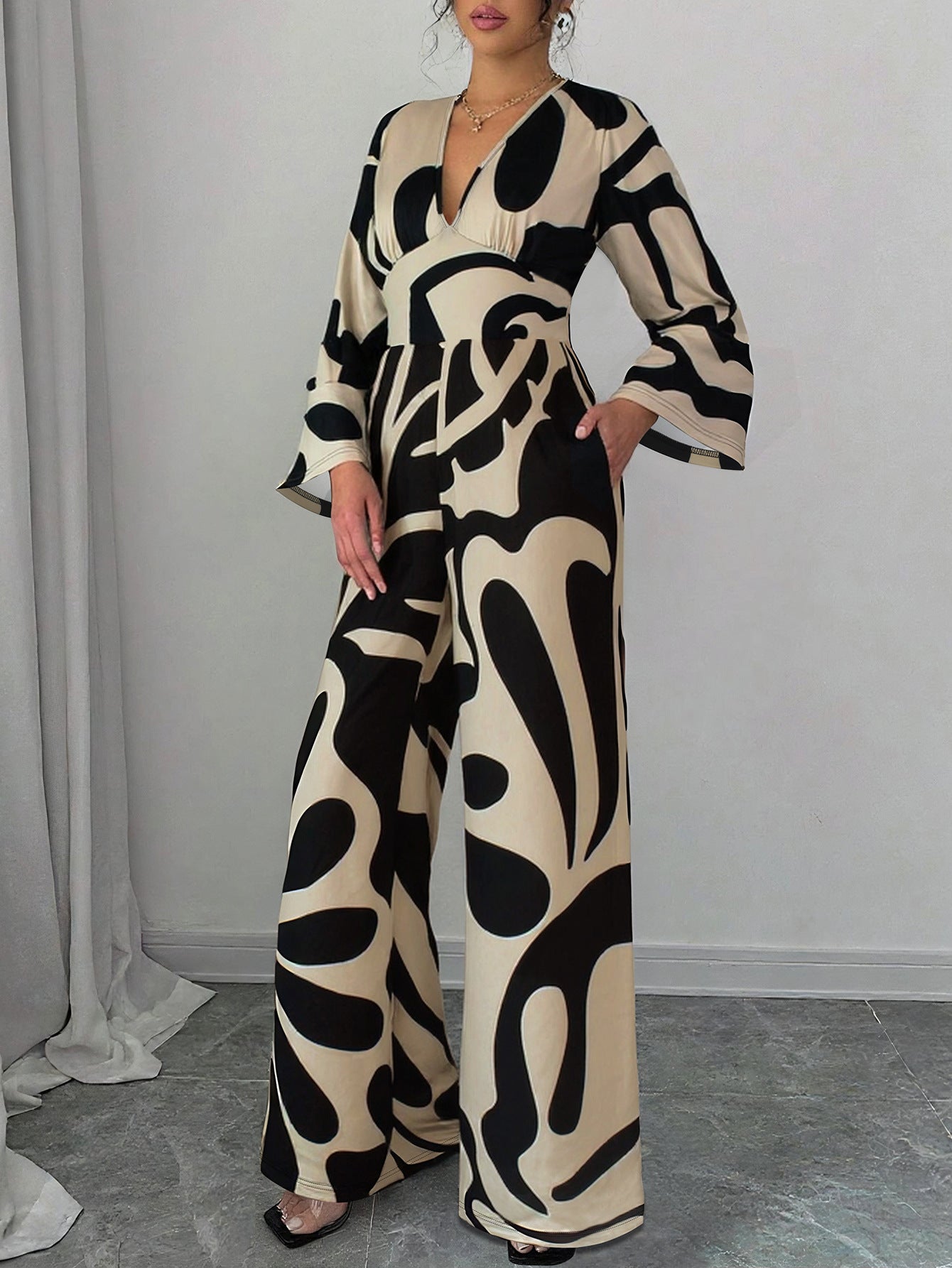 Women Elegant V-Neck Long-Sleeved Jumpsuit 4