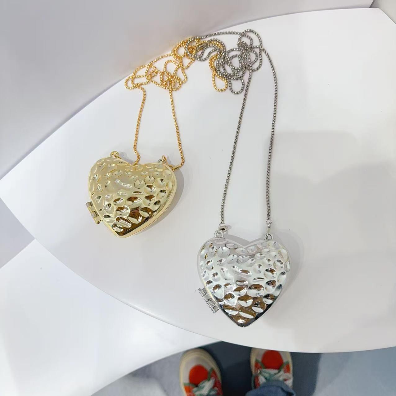 Women Chain Diamond-Encrusted Butterfly Mini Shoulder Bag 31