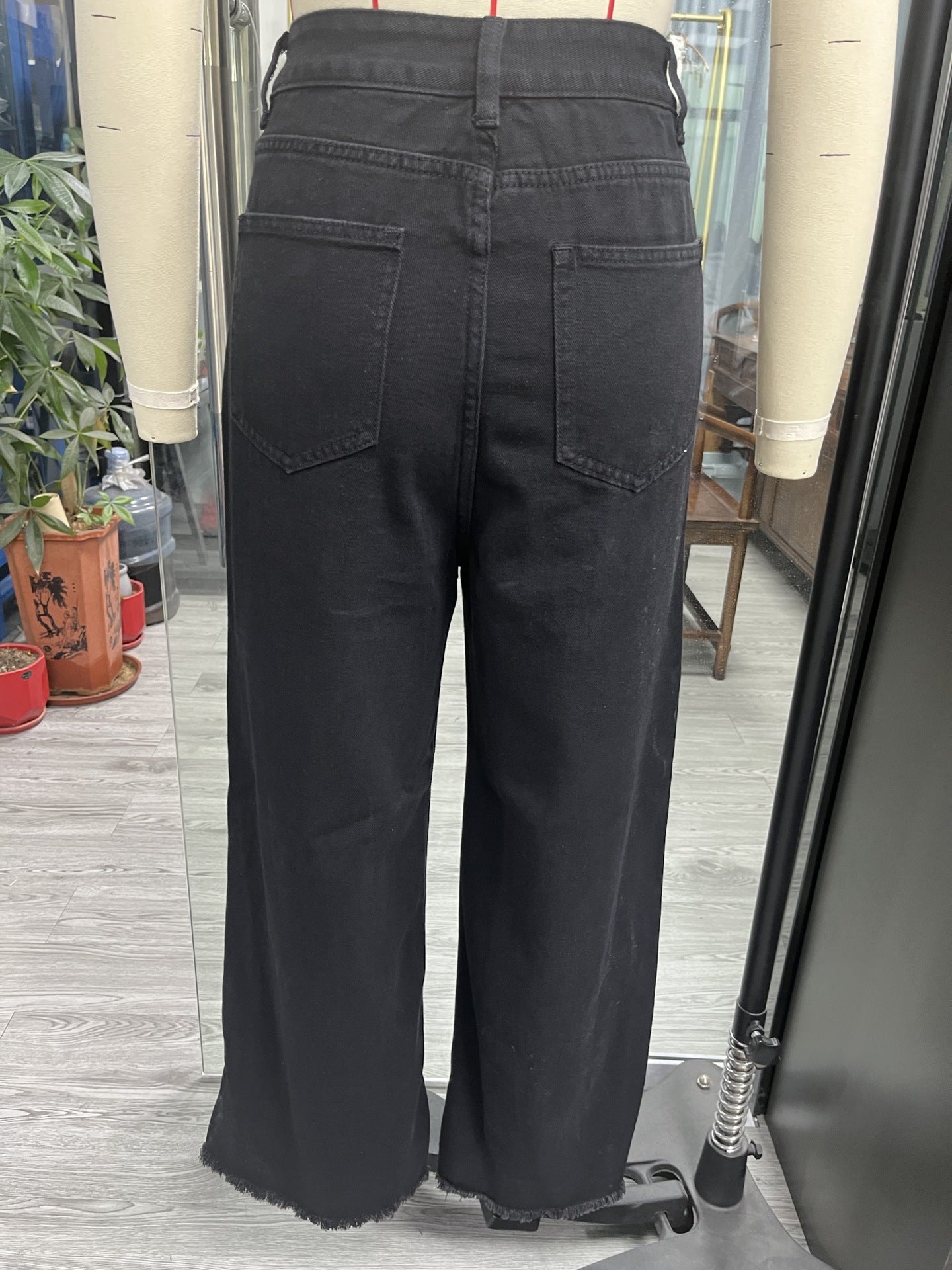 Women Pearl Wide Leg Denim Pants 11