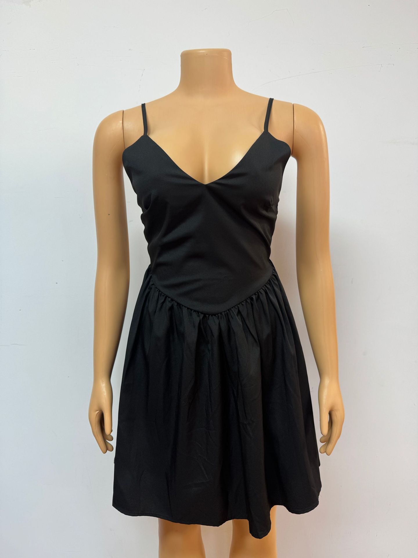 Women Solid Suspender V-neck Sexy Backless Dress 5