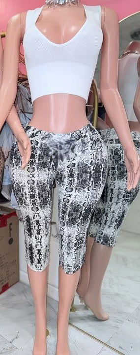 Women Leopard Print Pants 3