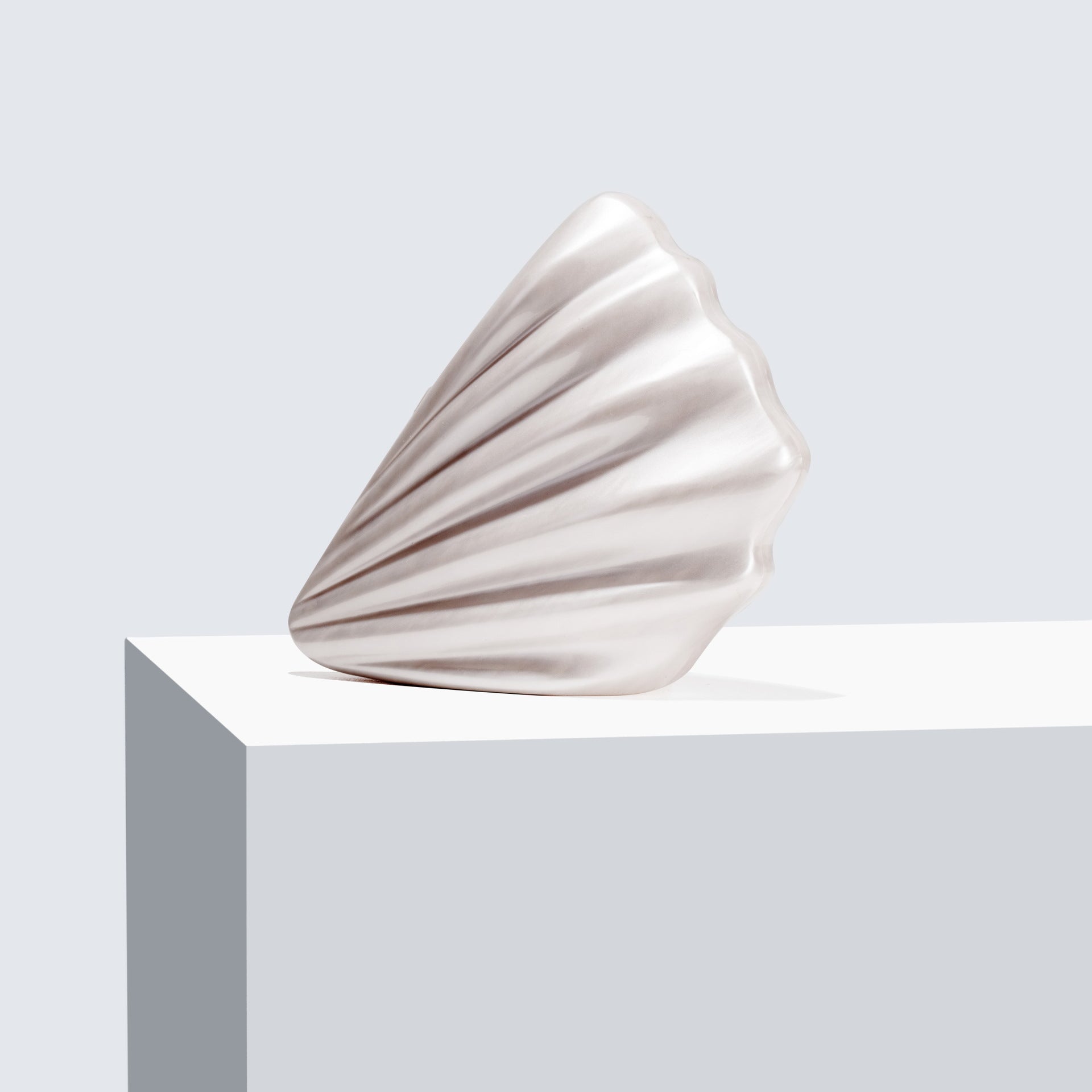 Women's Shoulder/Crossbody Bag Fan-Shaped Shell Acrylic Clutch for Wedding & Evening Party 11