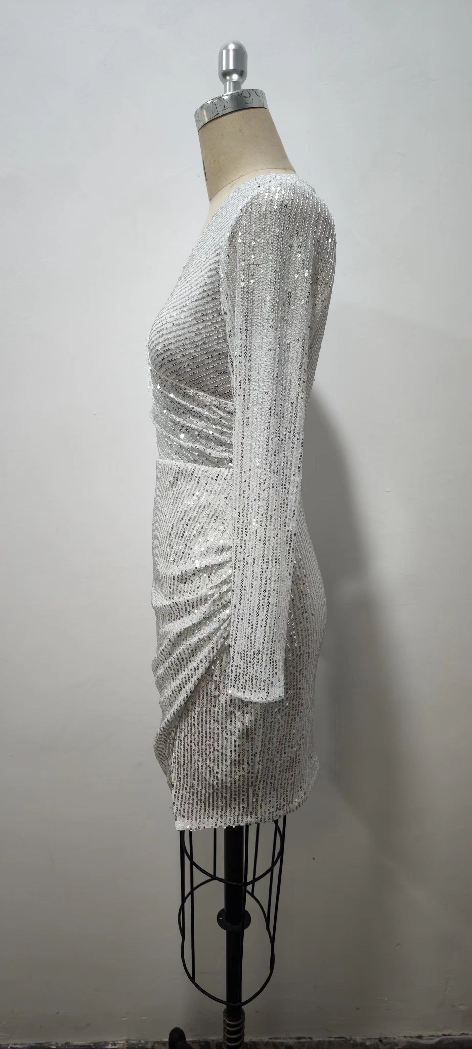 Autumn Sexy Long Sleeve Sequined Dress 9