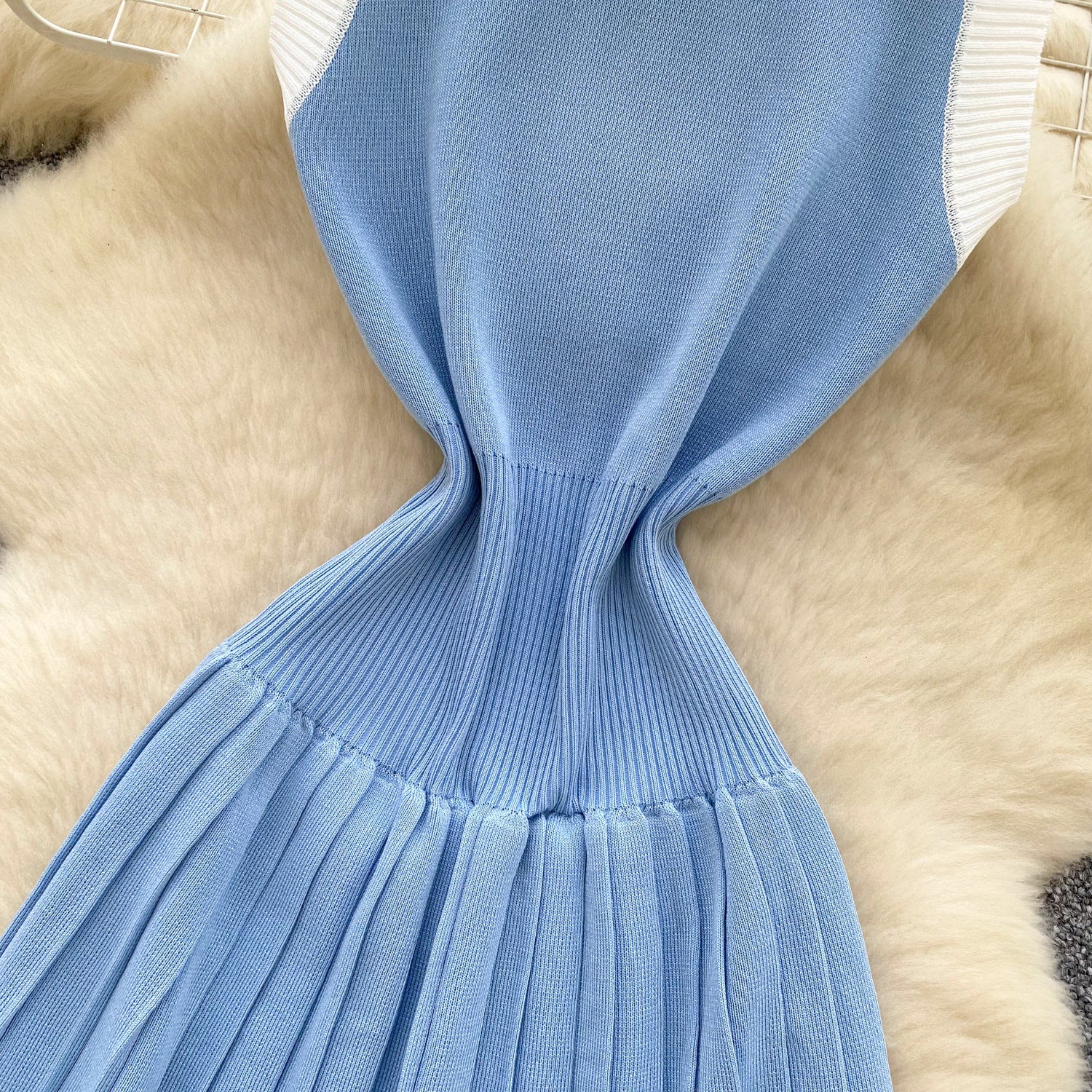 Women's Summer Sleeveless Knitting Slim Waist Contrast Color Pleated Dress 21