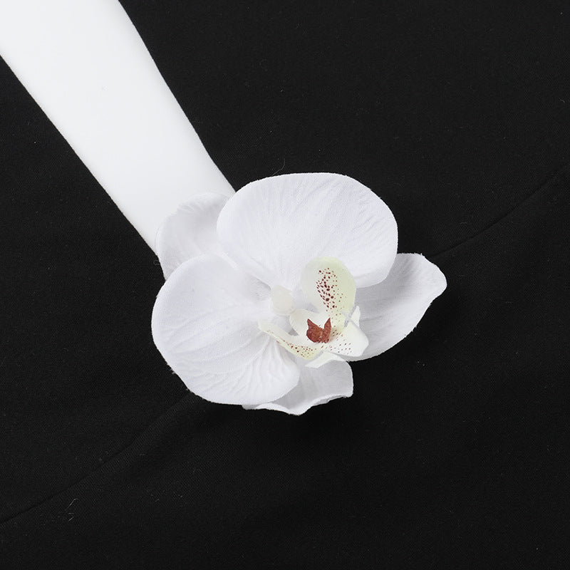 Women's Fashion Summer Set High Waist Solid Color Shorts and Halter Neck Flower Top 16