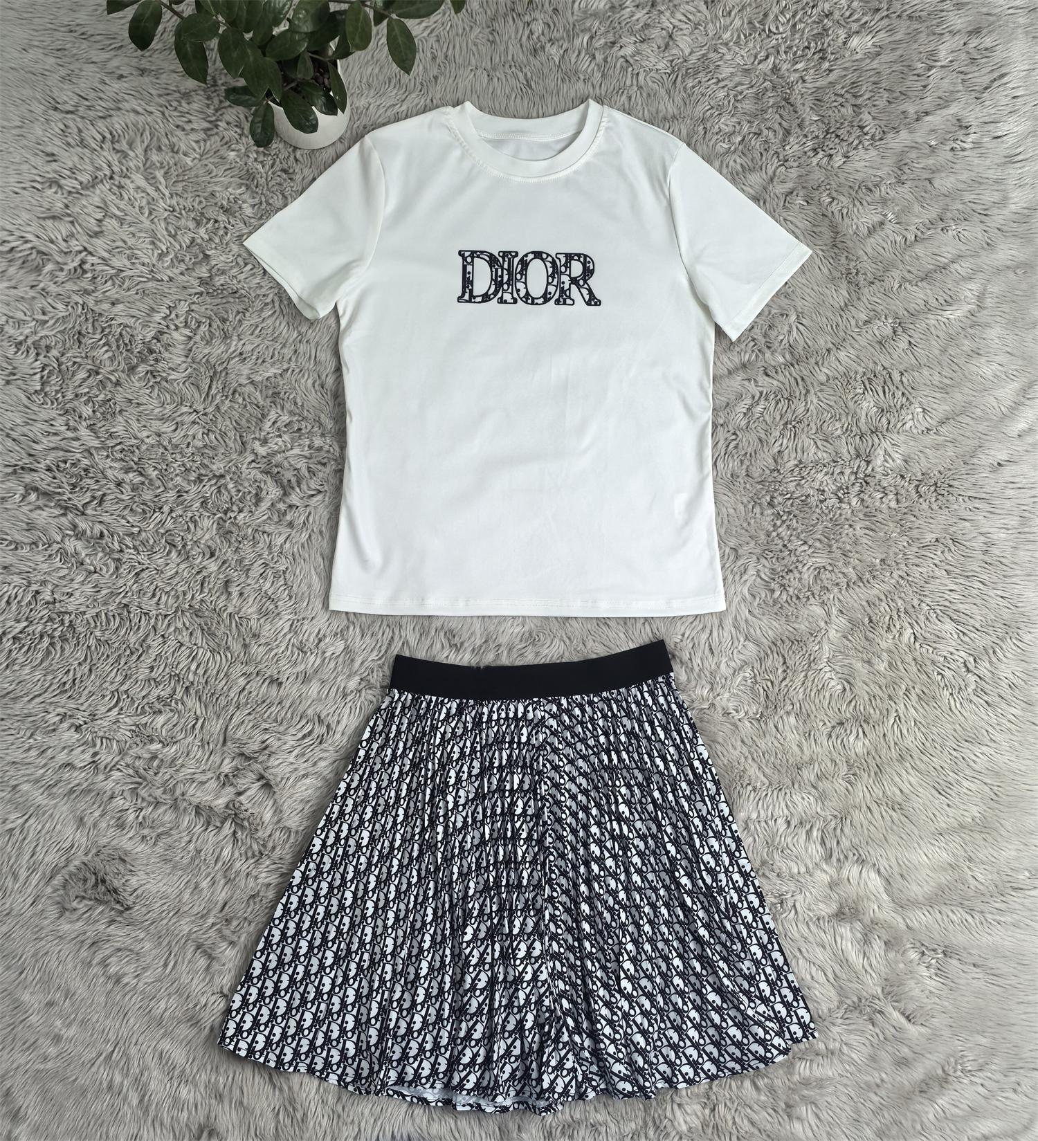 Summer Fashion Casual Short Sleeve T-shirt Pleated Skirt Sexy Two-Piece Set 6