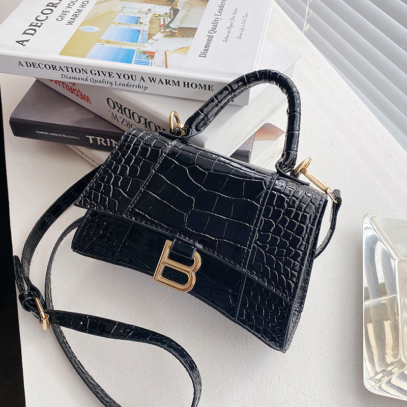 one-shoulder crossbody handbag mini small bag 5