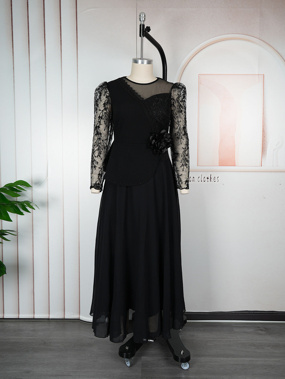 Lace Trim Plus Size African Embroidered Evening Gown 10