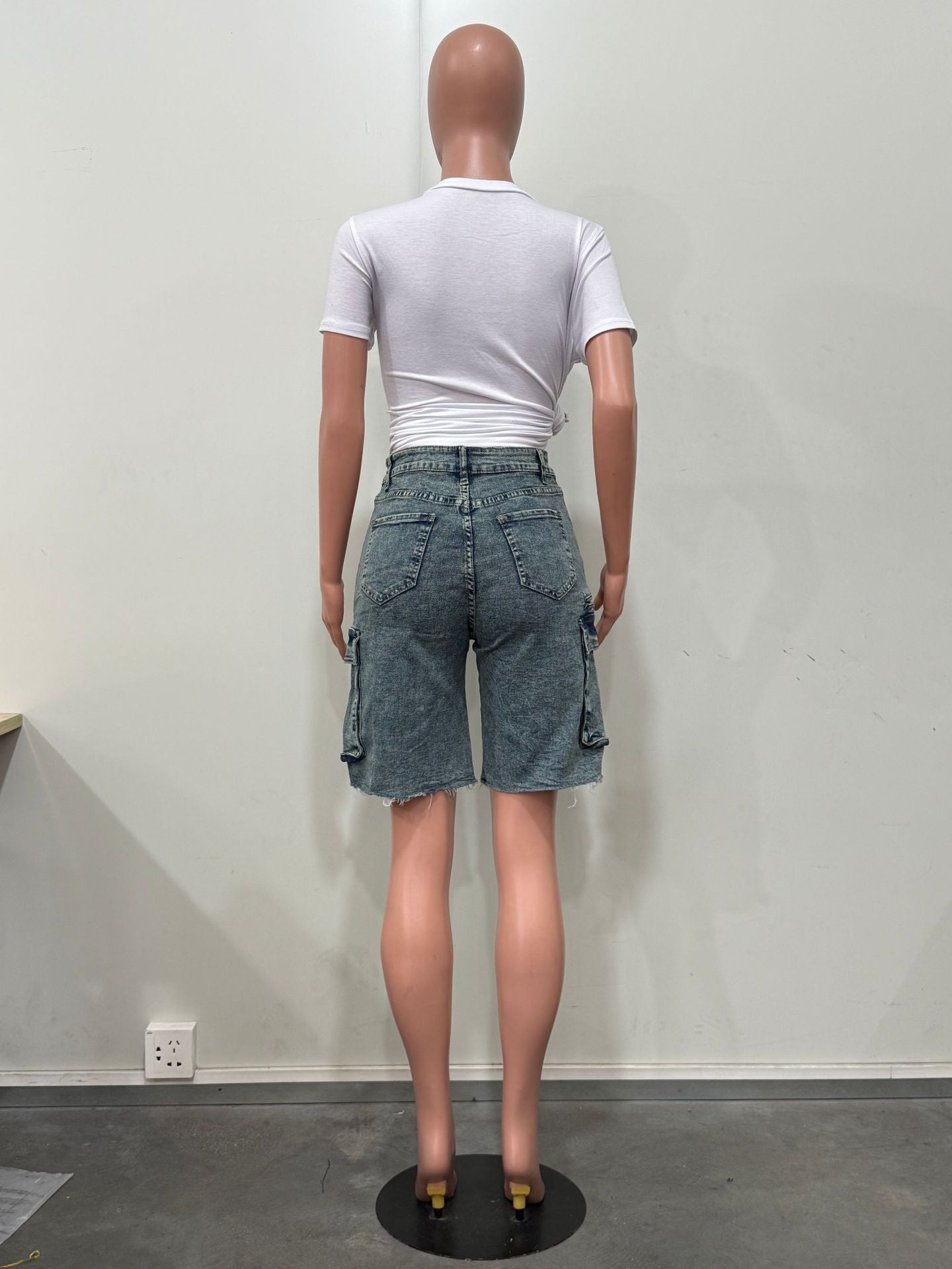 Women Ripped Cargo Denim Pants 22