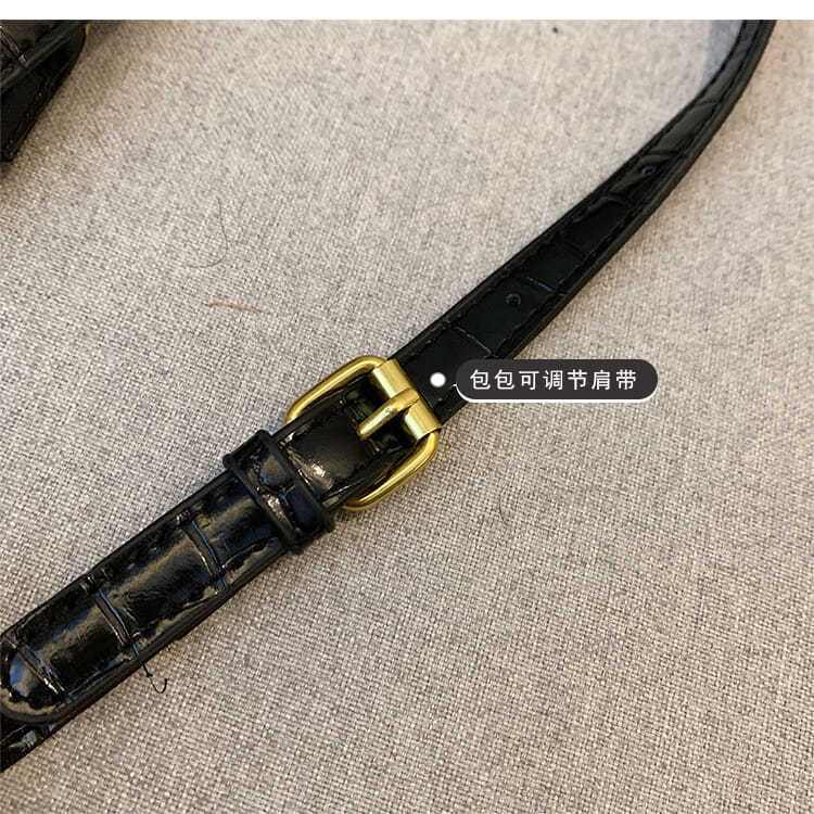 Small bag women's armpit bag one shoulder baguette retro stone texture messenger bag 16