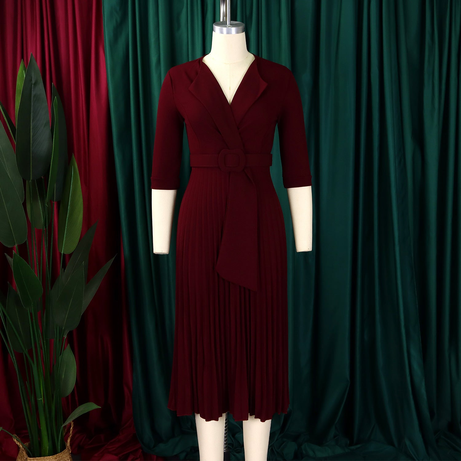 African Women Turndown Collar Lace-Up Pleated Dress 29