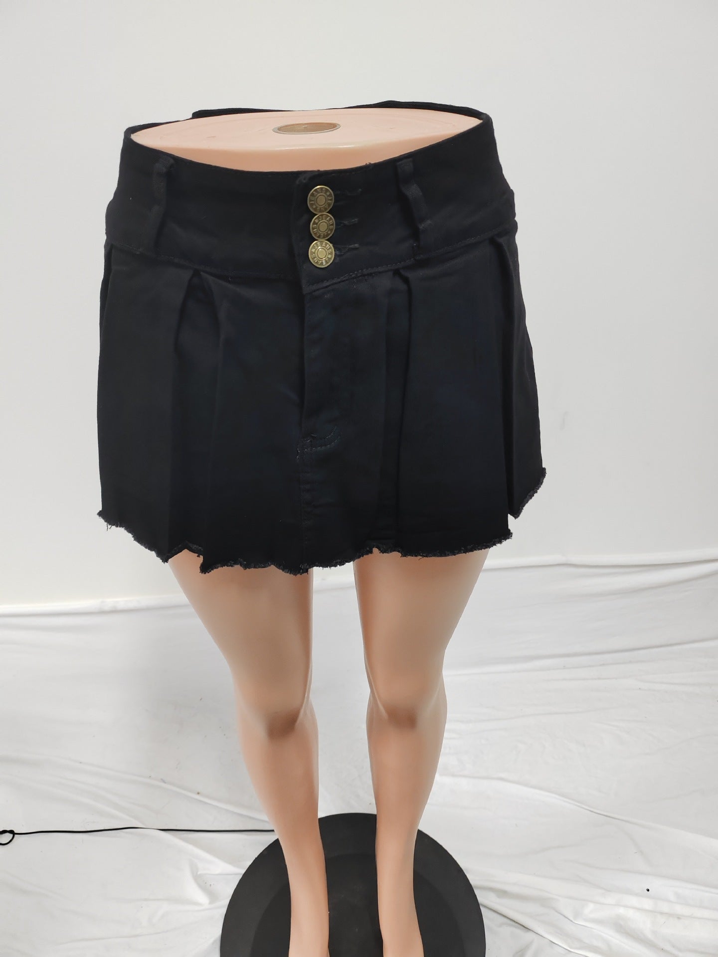 Women's Vintage Wash Stretch Denim Shorts 30