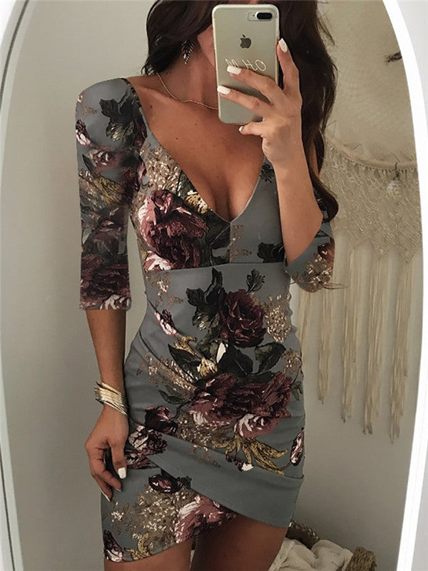 Open Back Sexy V-Neck Floral Dress with Wrapped Hem 3
