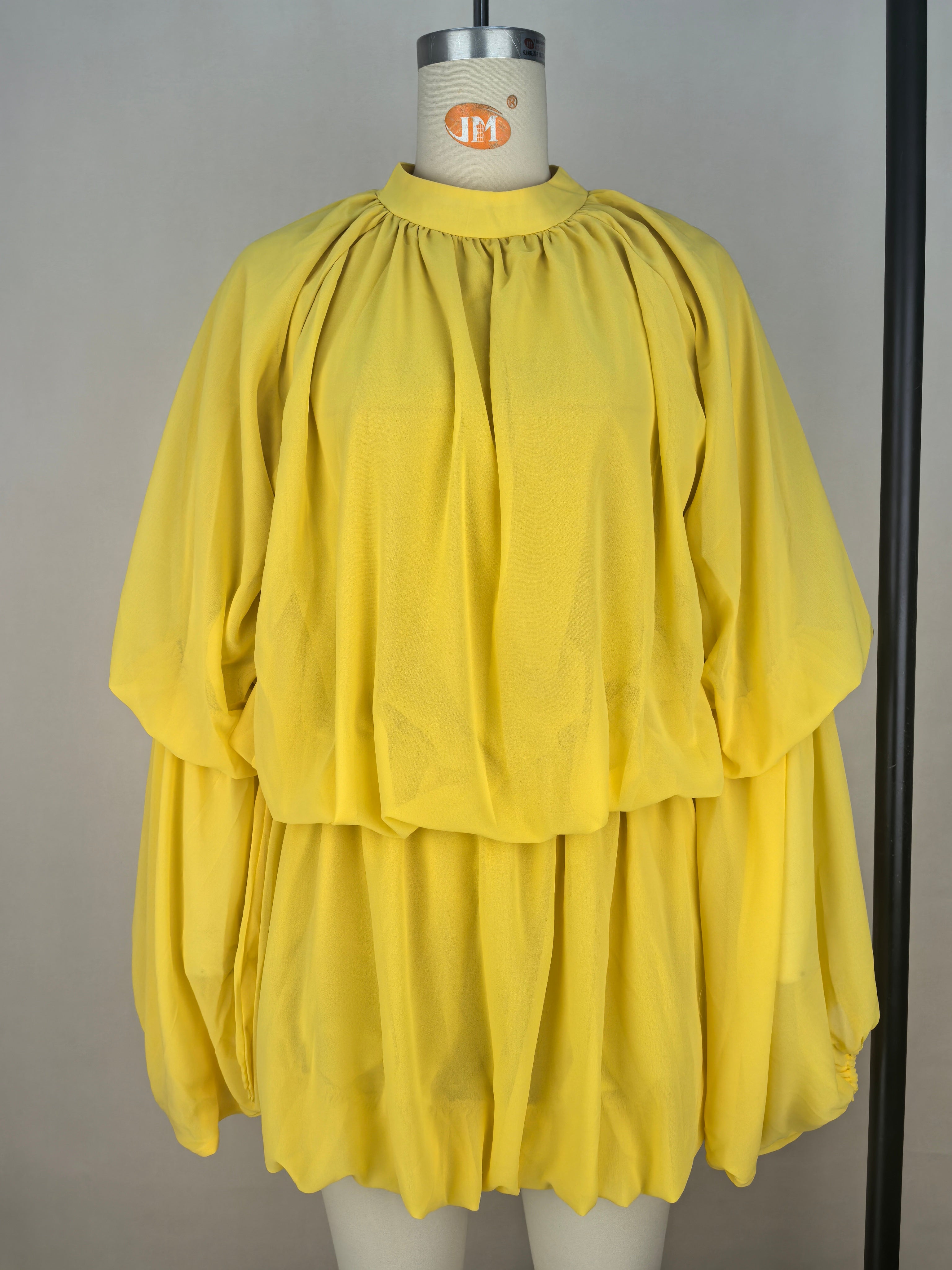 Women's Casual Solid Color Shorts & Round Neck Lantern Sleeve Top Two-Piece Set 10