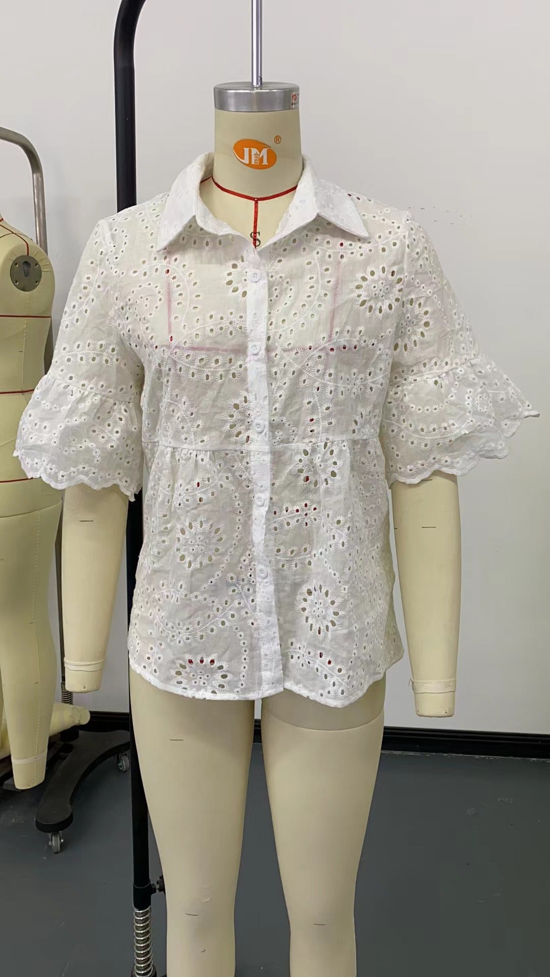 Women spring and summer Half-Sleeve Turndown Collar cardigan lace hollow T-shirt 6