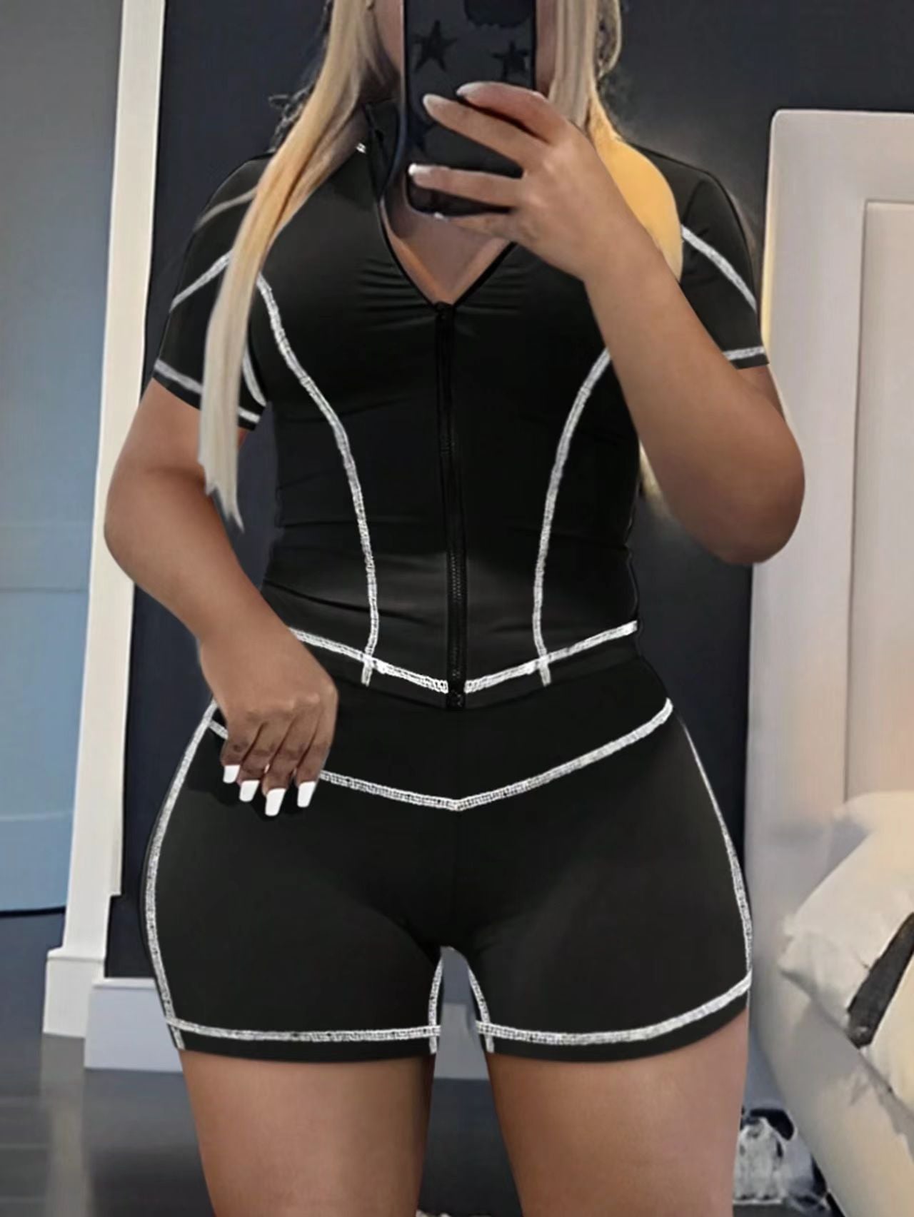 Women Elegant Yoga Top and Shorts Two-Piece Set