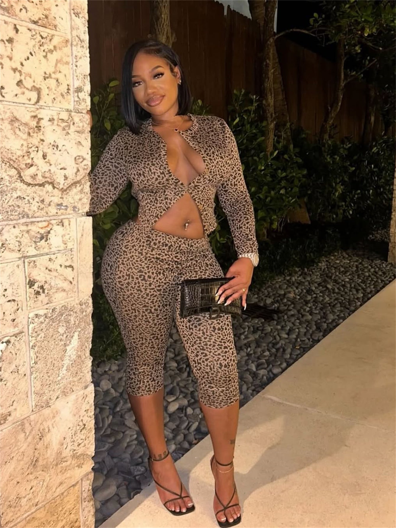 Elastic Leopard Print Slim Fit Sexy Long-Sleeved Top & Shorts Set 5