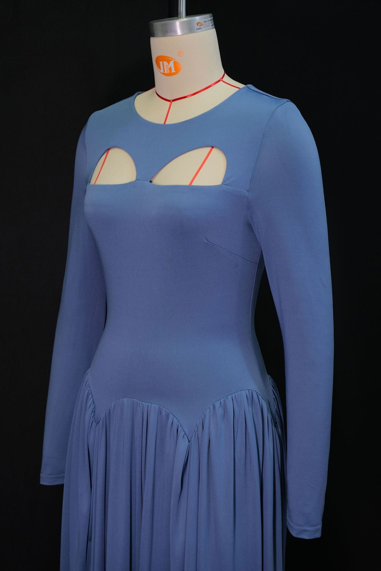 Women's Autumn Fashion Elegant Solid Color Long Sleeve Cut-Out Flared Dress 10