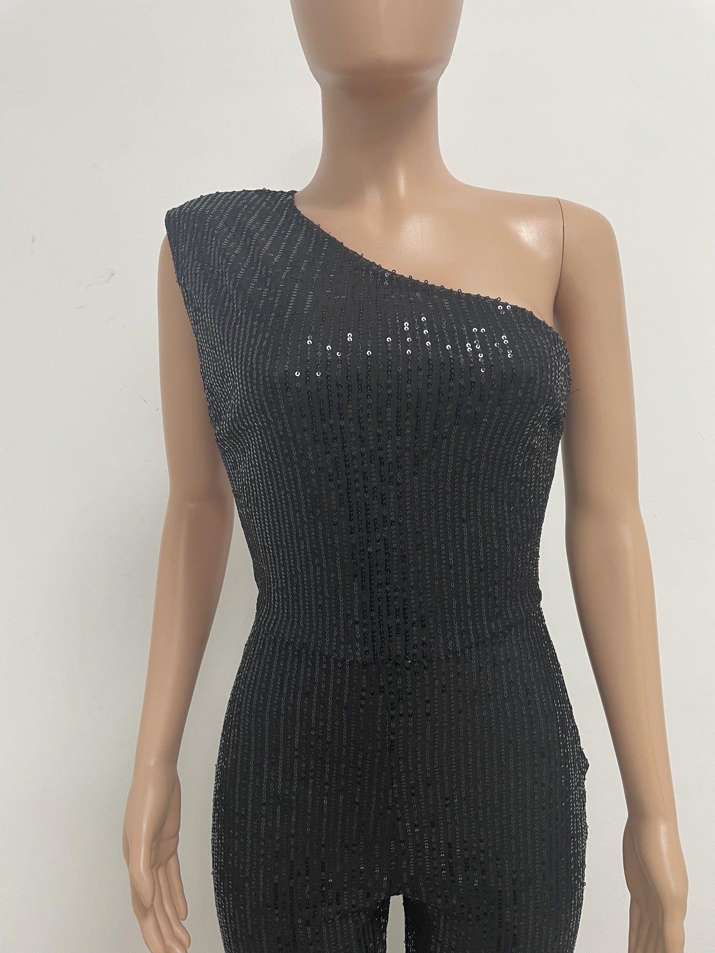Women's Sleeveless One Shoulder Low Back Sequined Jumpsuit 36