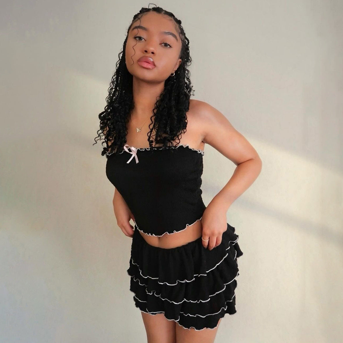 Women's Summer Fashion Sexy Strapless Top Pleated Cake Short Two Piece Set 5