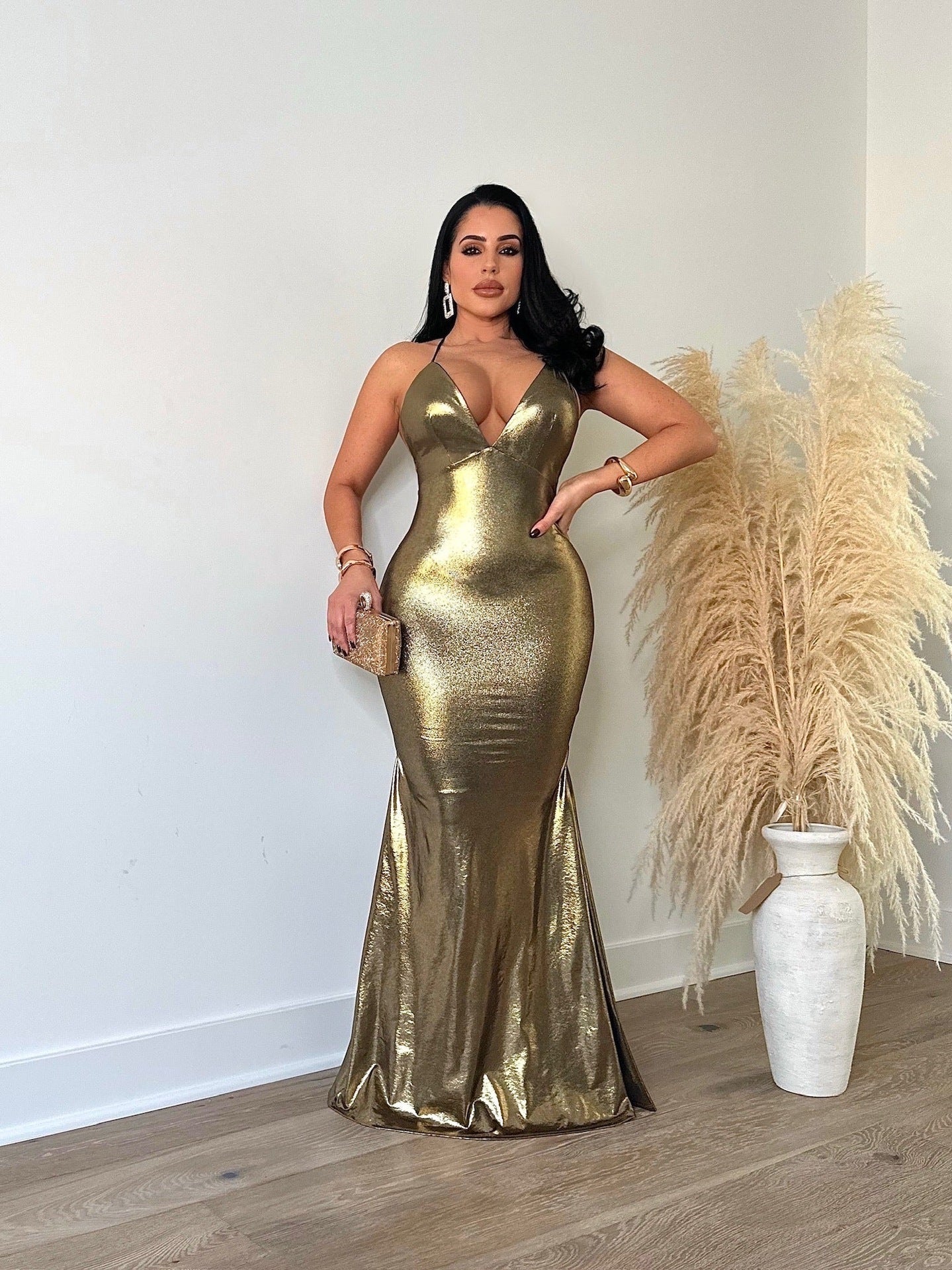 Women's Strap Sexy V-Neck Metallic Color Tight Fitting Party Maxi Dress