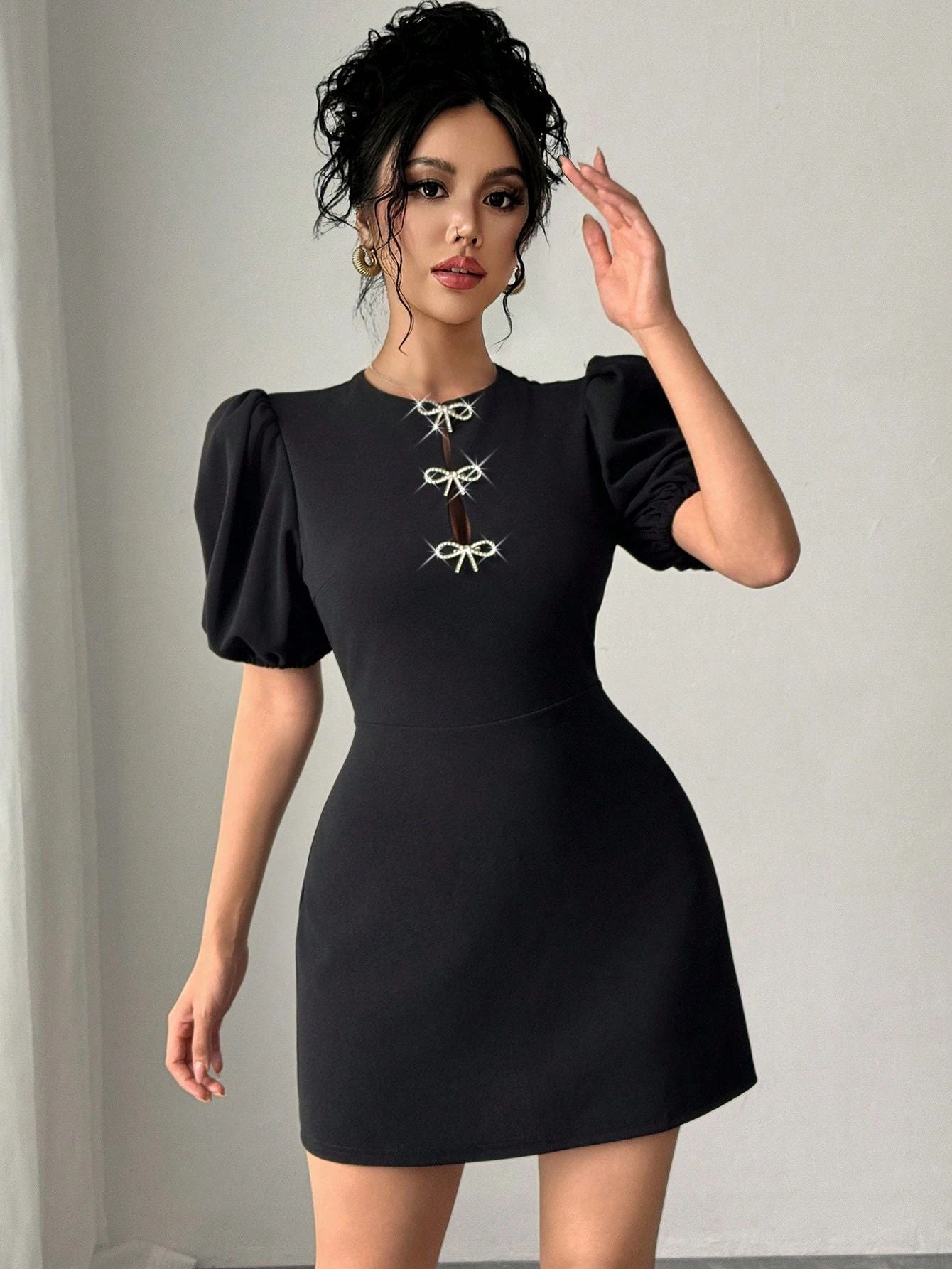 Women's Round-Neck Hollow Crystal Bowknot Puff-Sleeve Slim-Waist Dress 4