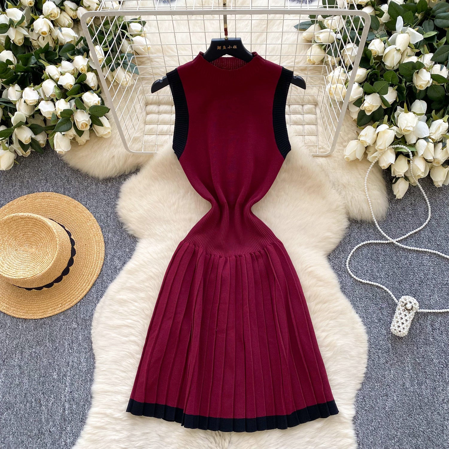 Women's Summer Sleeveless Knitting Slim Waist Contrast Color Pleated Dress 7